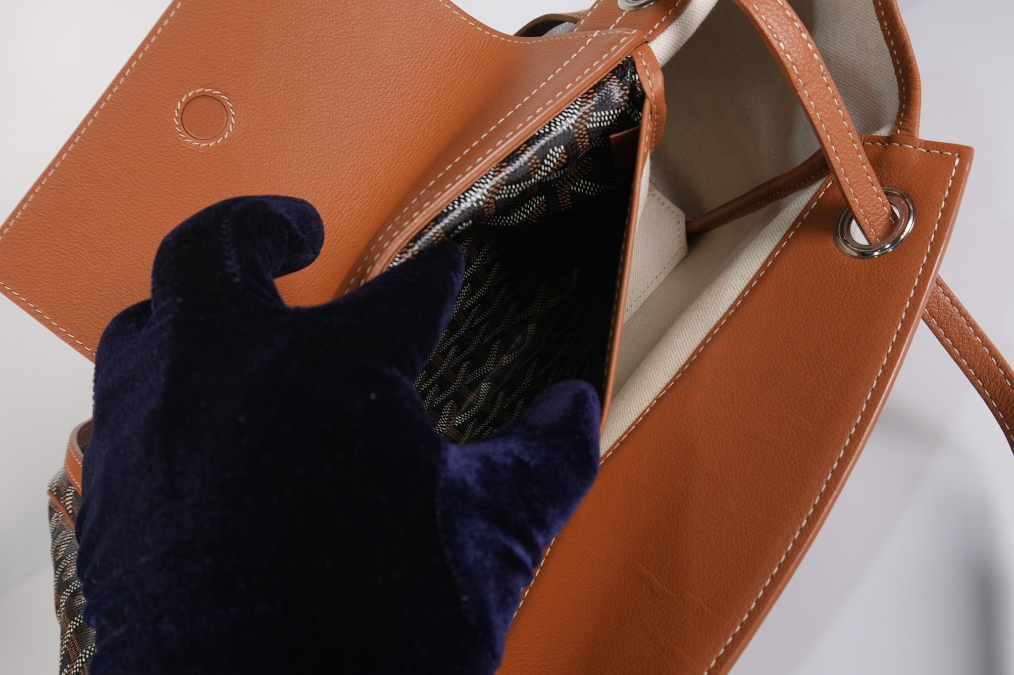 Sac Rouette Souple PM in Noir Et Naturel/Tan | Purse Maison Luxury Bags Shop