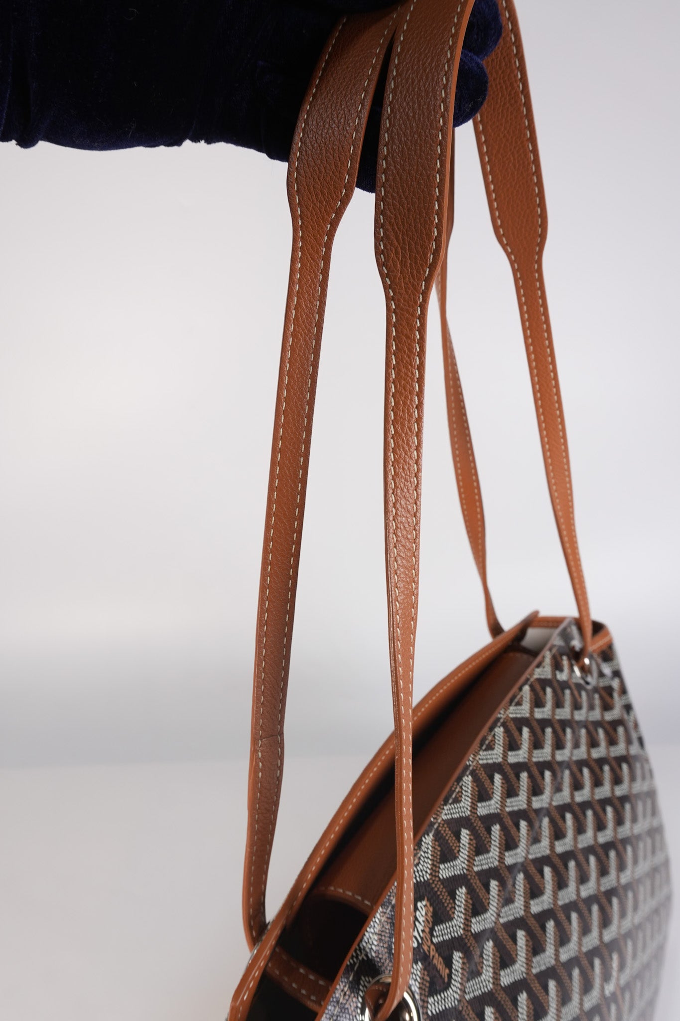 Sac Rouette Souple PM in Noir Et Naturel/Tan | Purse Maison Luxury Bags Shop