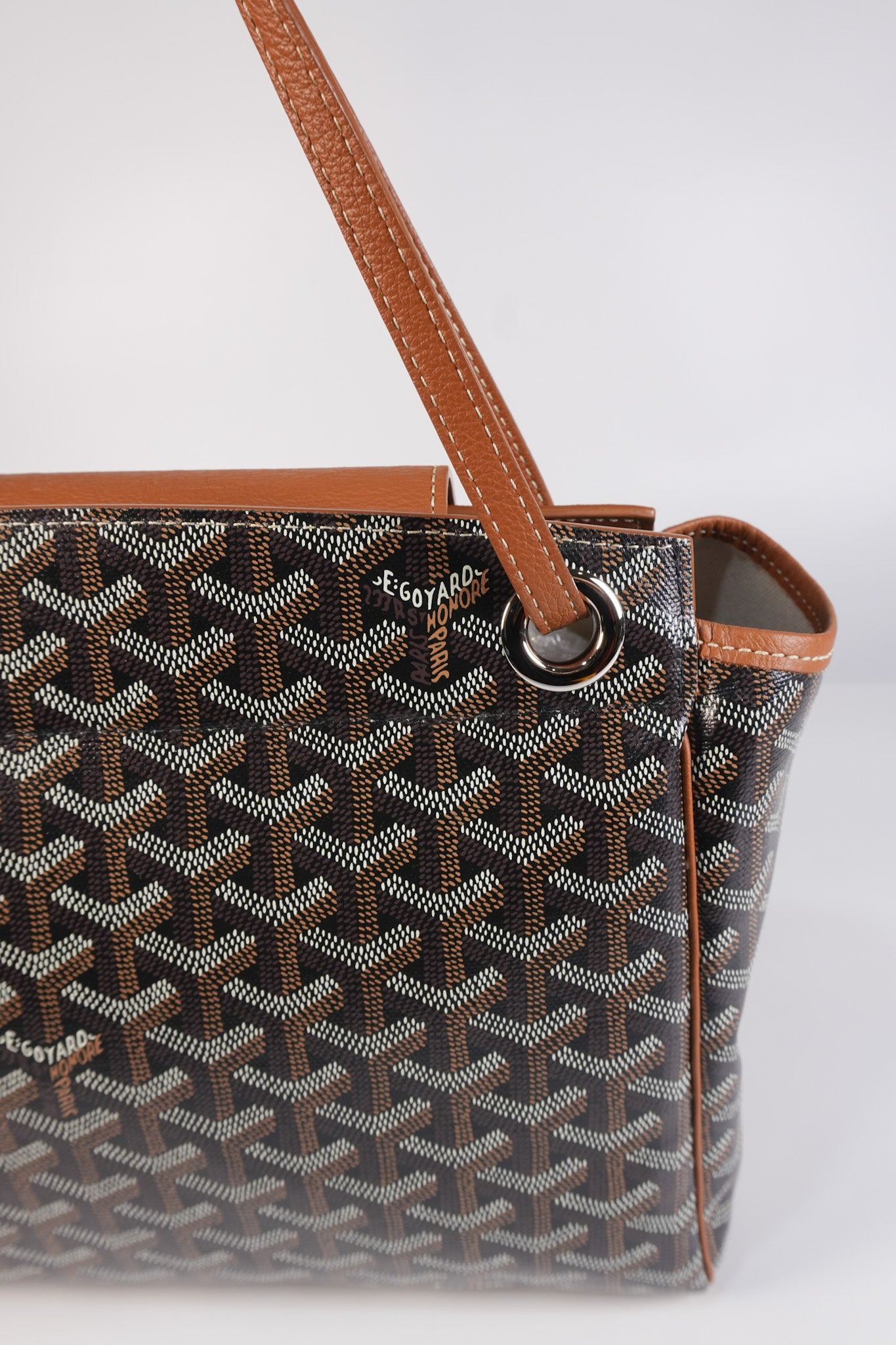 Sac Rouette Souple PM in Noir Et Naturel/Tan | Purse Maison Luxury Bags Shop