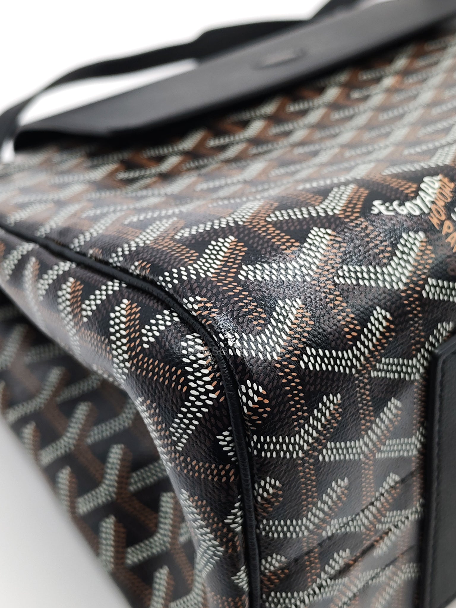 Sac Rouette Souple PM in Noir/Black Goyardine Canvas | Purse Maison Luxury Bags Shop