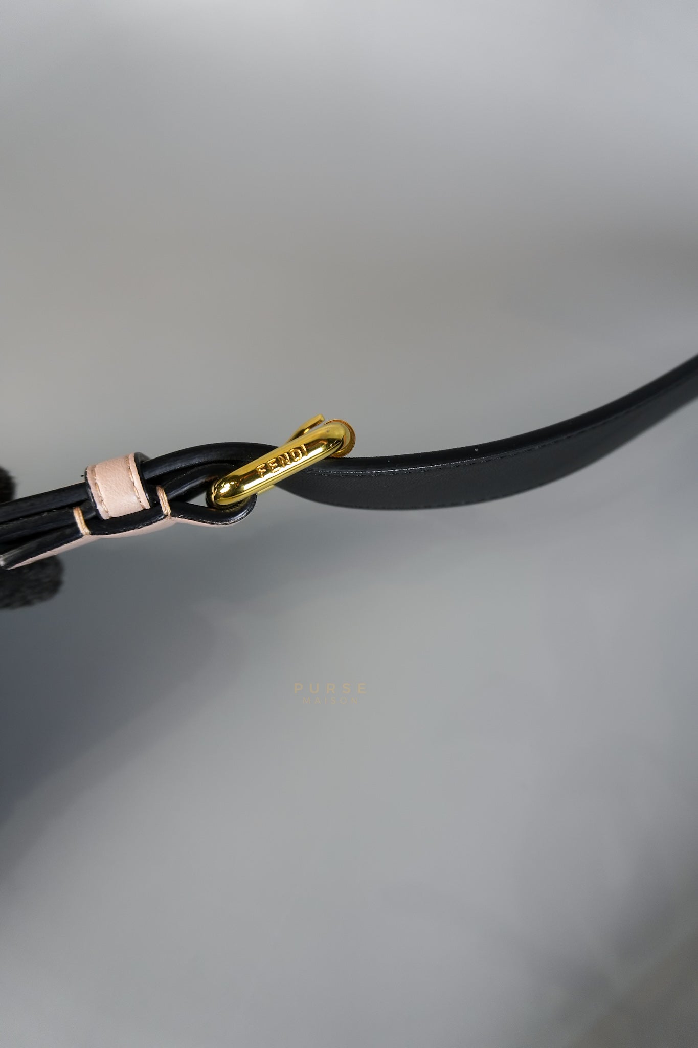 Saccheto Medium Nappa Soft Pink Drawstring Pochette Crossbody Bag | Purse Maison Luxury Bags Shop