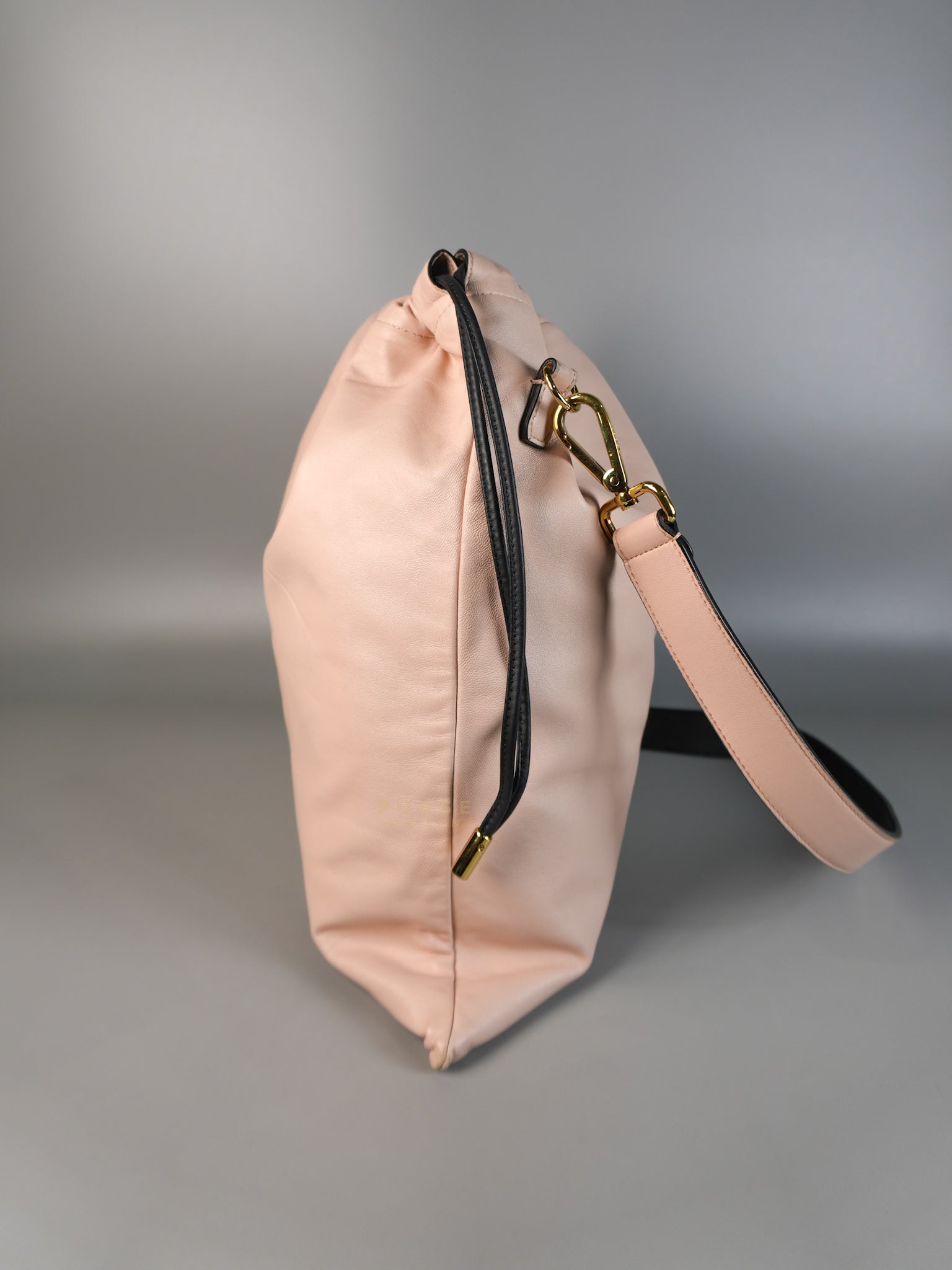 Saccheto Medium Nappa Soft Pink Drawstring Pochette Crossbody Bag | Purse Maison Luxury Bags Shop