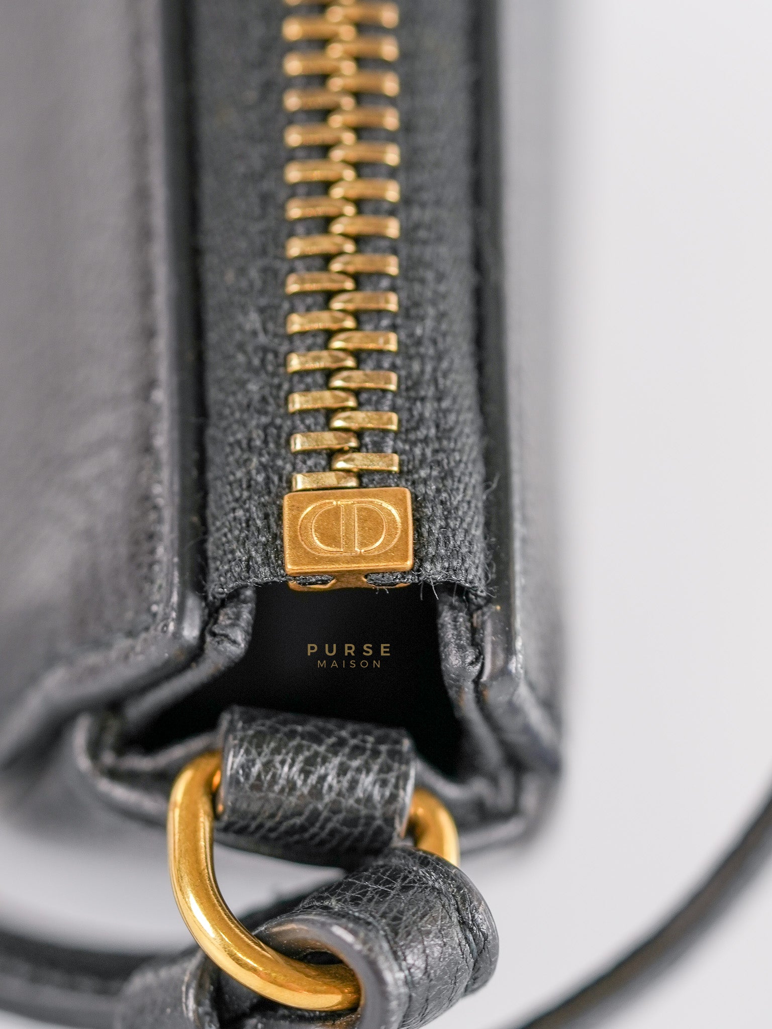 Saddle Rodeo Pouch in Black Goatskin Leathers | Purse Maison Luxury Bags Shop