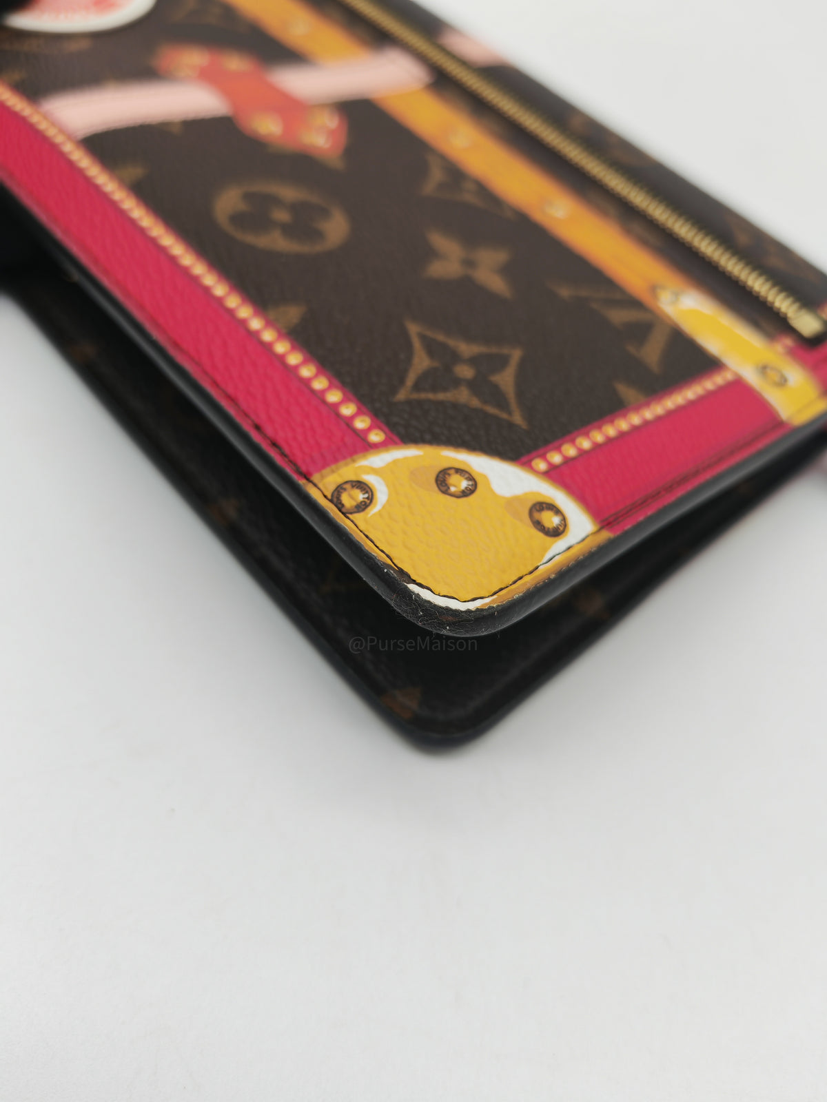 Louis Vuitton Summer Trunks Pochette Weekend Bag in Monogram Canvas and Gold Hardware (Datecode: UB1178)