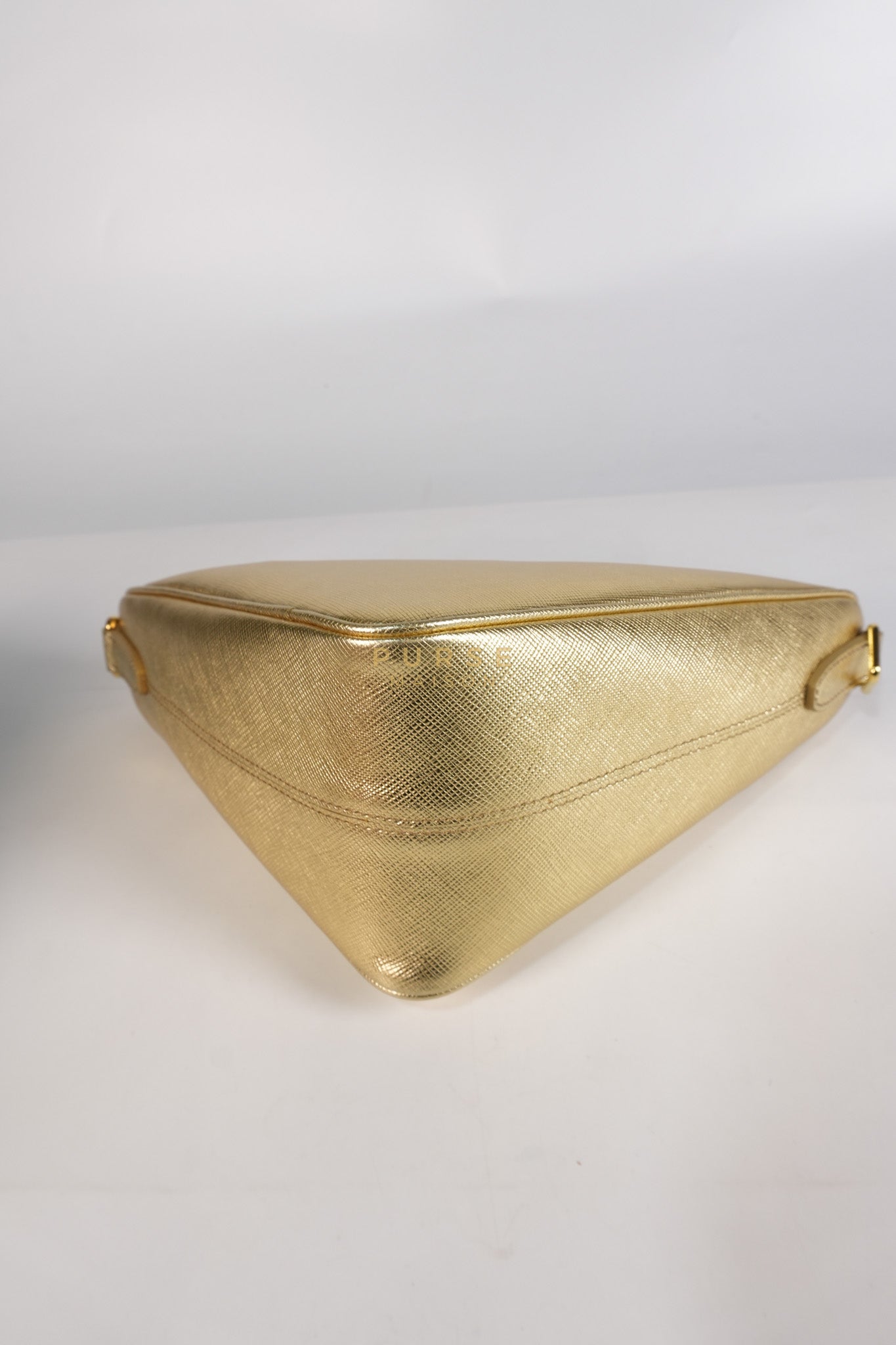 Saffiano Lux Triangle Shoulder Bag Platino in Gold | Purse Maison Luxury Bags Shop