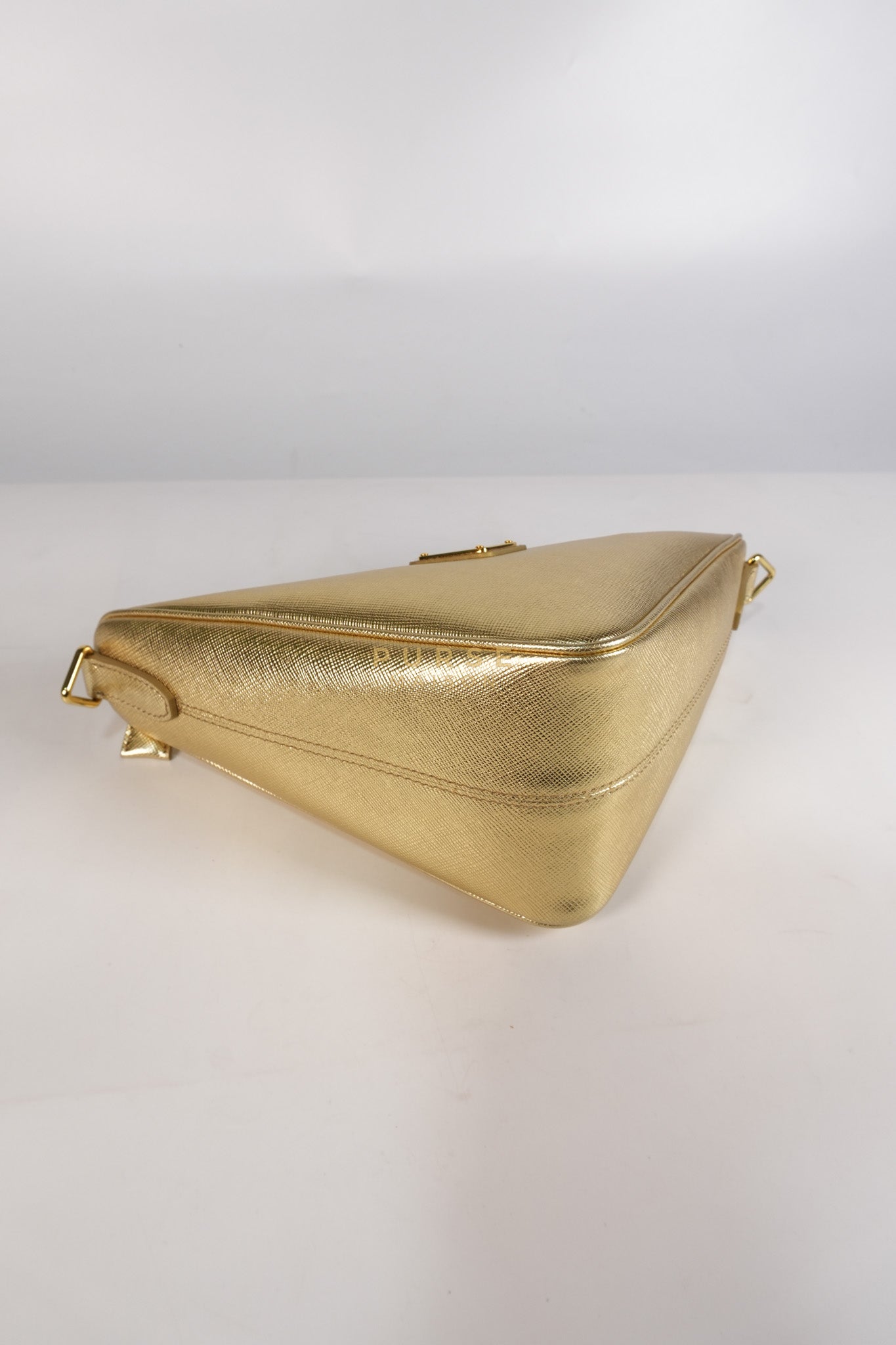 Saffiano Lux Triangle Shoulder Bag Platino in Gold | Purse Maison Luxury Bags Shop