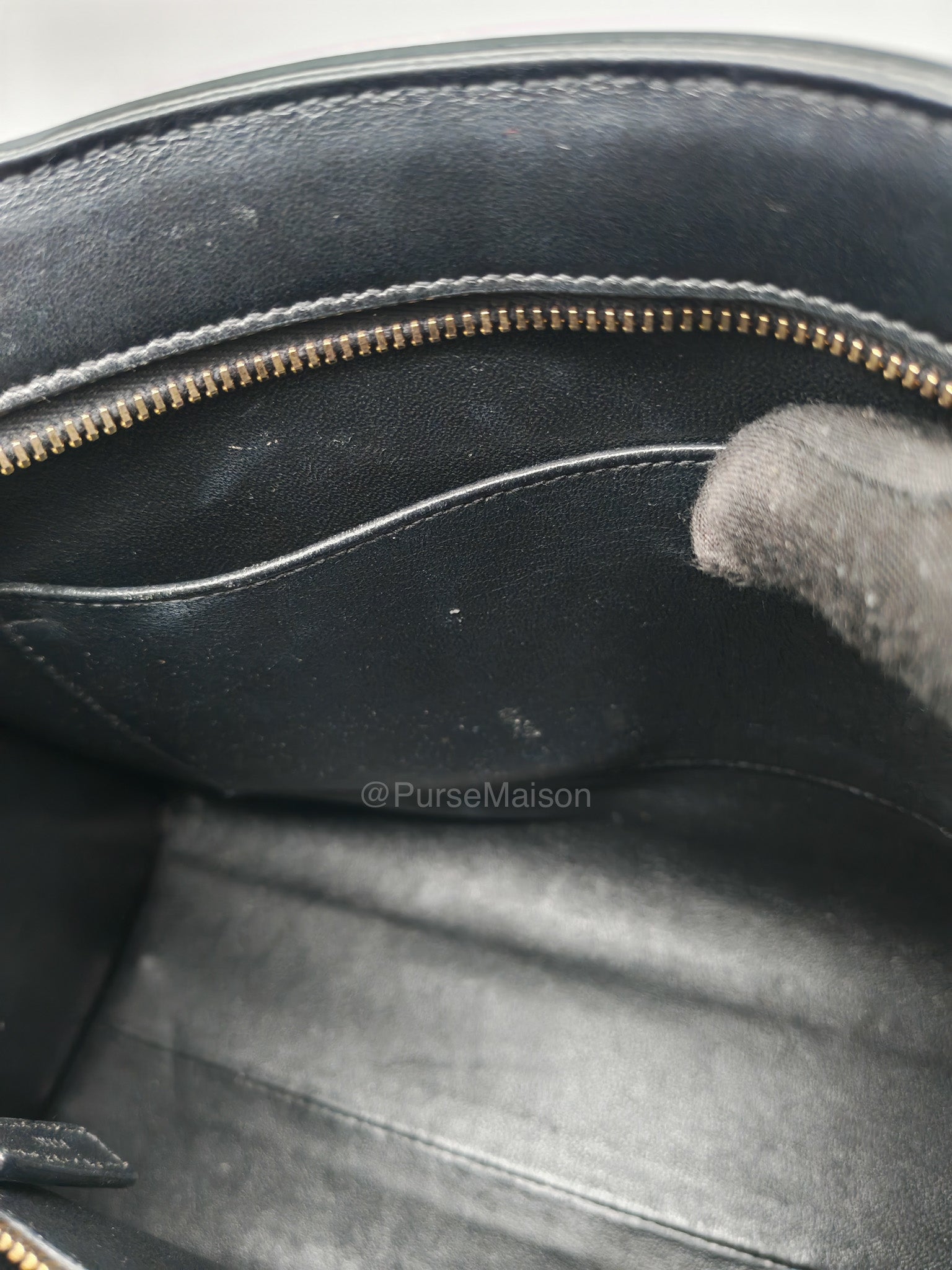 Saint Laurent Cabas Small Monogram in Black Smooth Calfskin Leather | Purse Maison Luxury Bags Shop