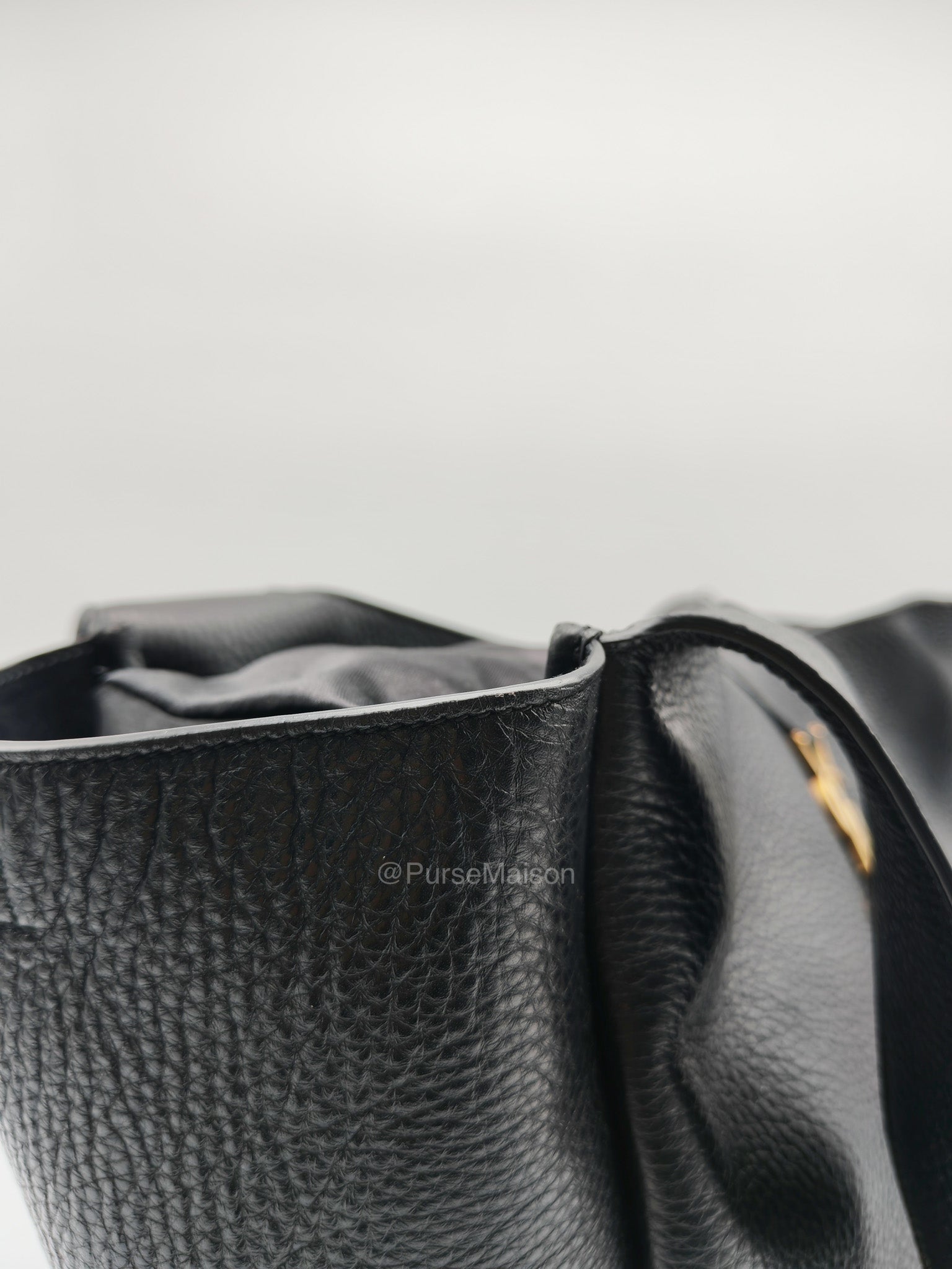 Saint Laurent Le 5a7 Bea Tote Bag in Black Grained Leather Tote Bag | Purse Maison Luxury Bags Shop