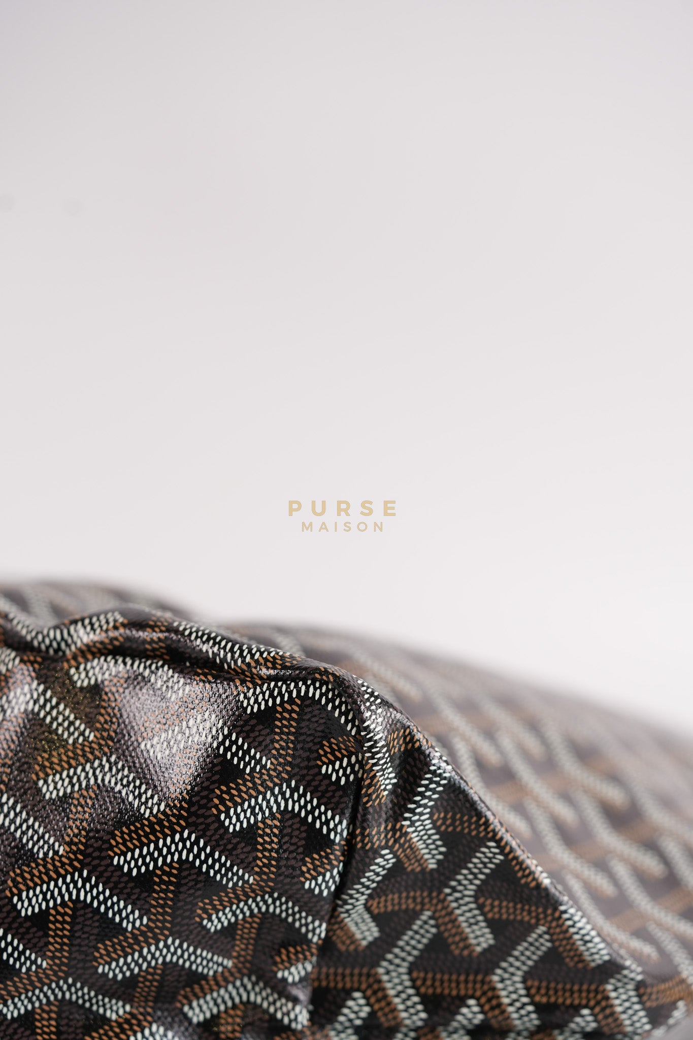 Saint Louis PM in Noir Goyardine Canvas | Purse Maison Luxury Bags Shop