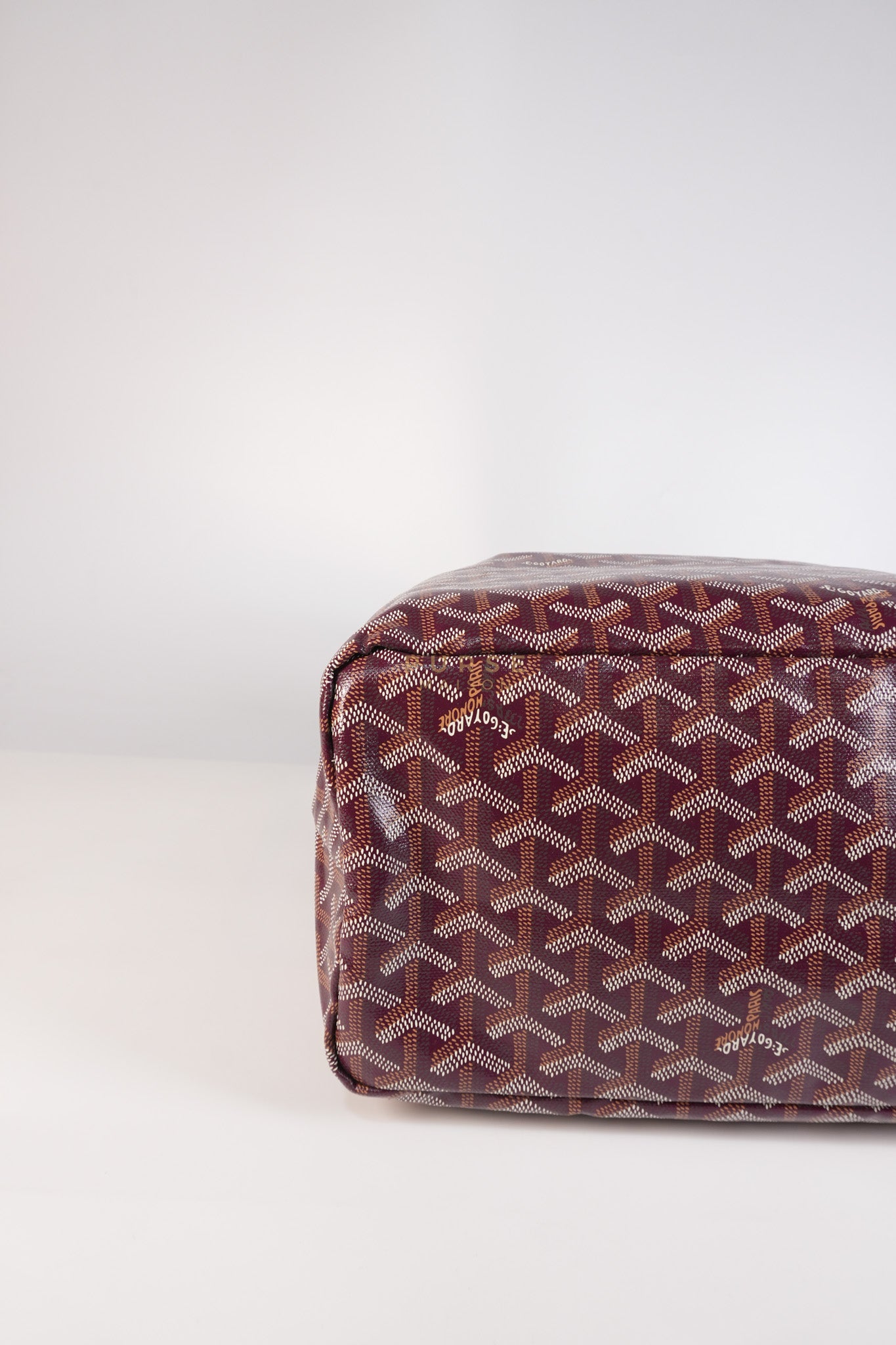 Saint Louis PM Bordeaux (Burgundy) in Goyardine Canvas | Purse Maison Luxury Bags Shop