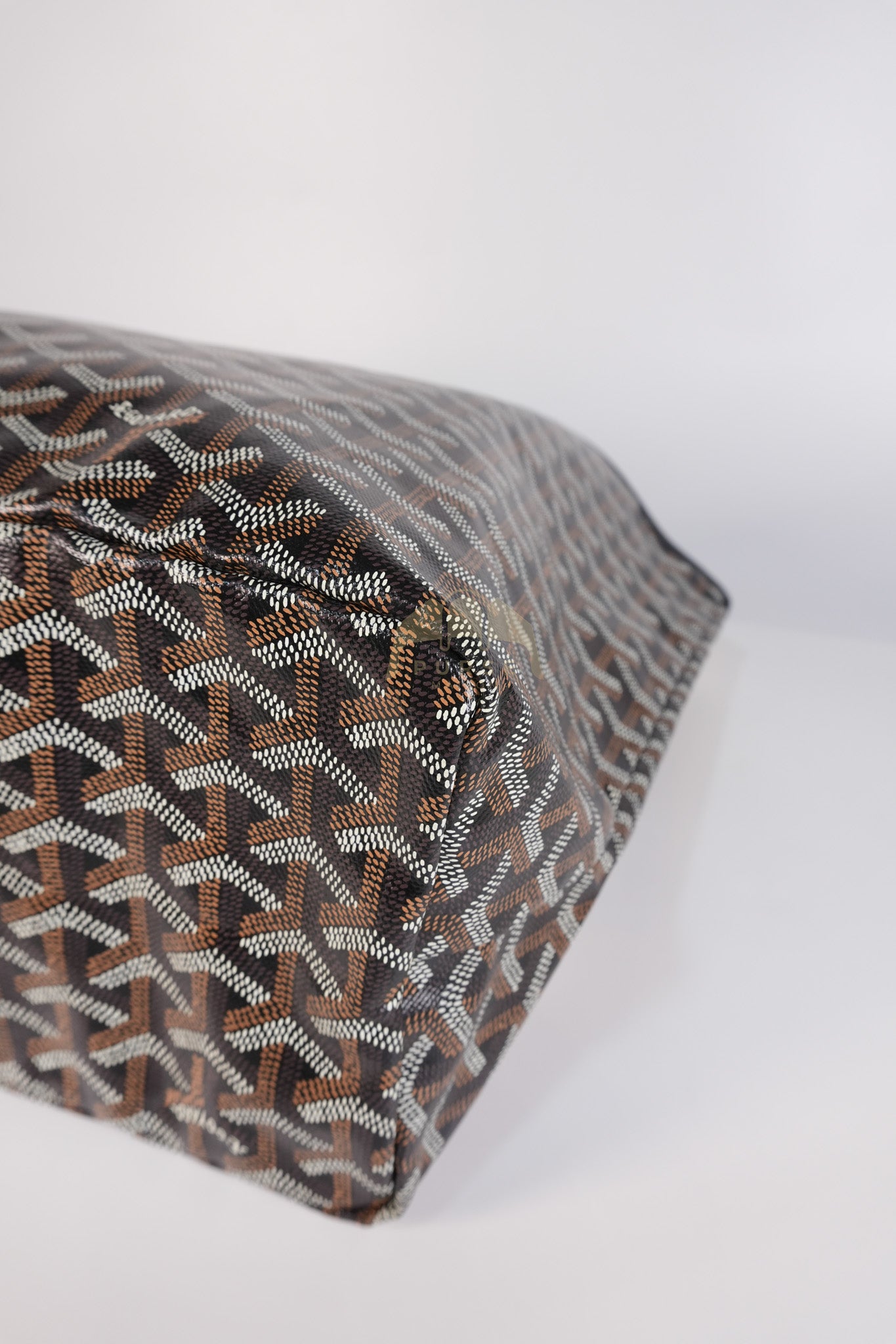 Saint Louis PM in Black Goyardine Canvas | Purse Maison Luxury Bags Shop