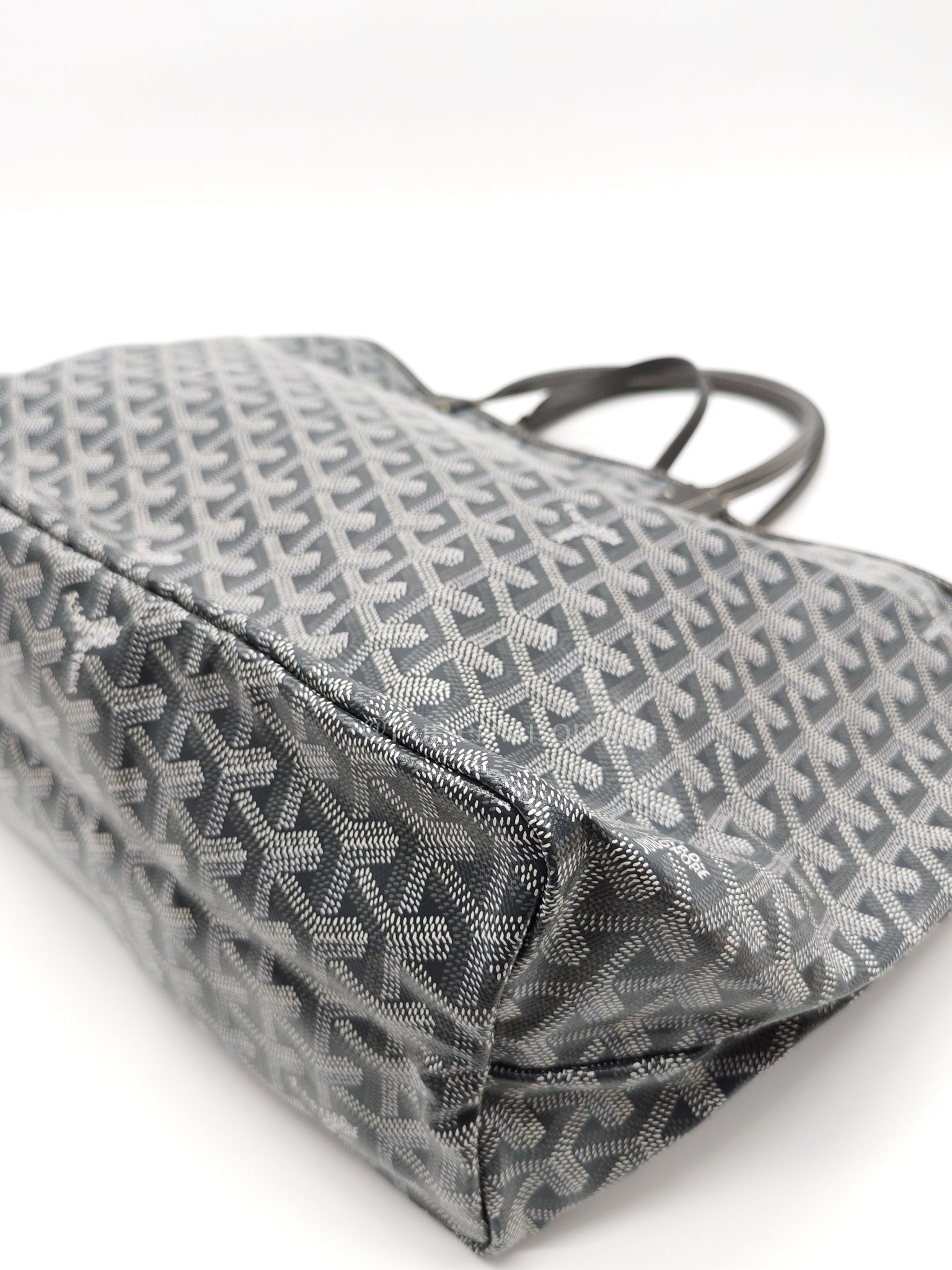 Saint Louis PM in Gray Goyardine Canvas | Purse Maison Luxury Bags Shop