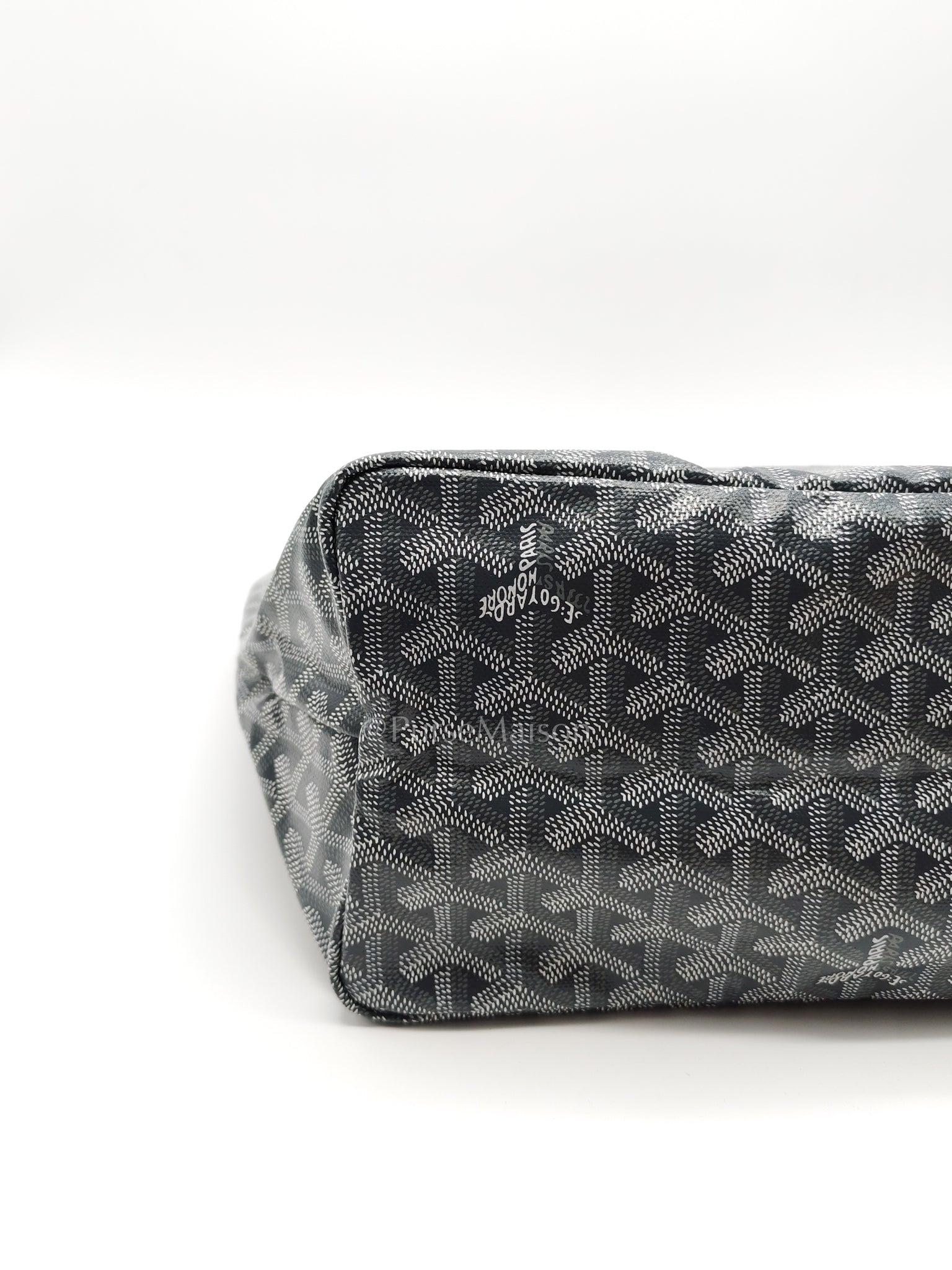 Saint Louis PM in Gray Goyardine Canvas | Purse Maison Luxury Bags Shop