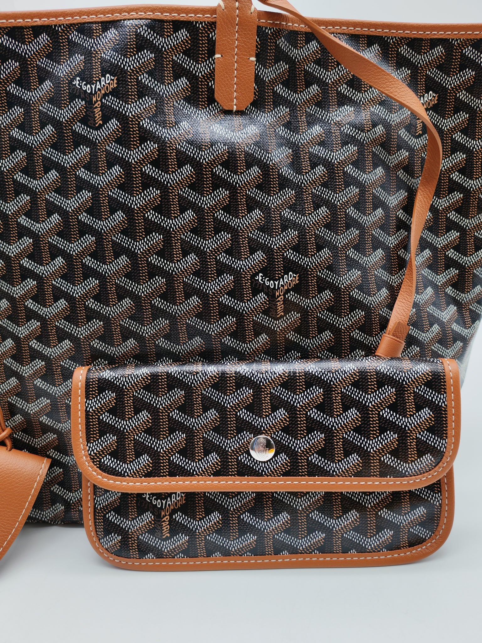 Saint Louis PM Tan with Croc Universel Clip Charm in Goyardine Canvas Tote Bag | Purse Maison Luxury Bags Shop