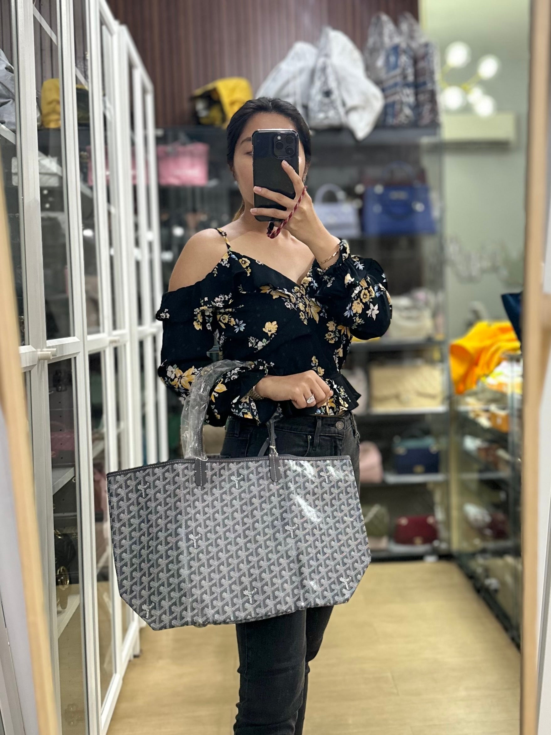 Saint Louis PM Tote Bag (Grey) | Purse Maison Luxury Bags Shop