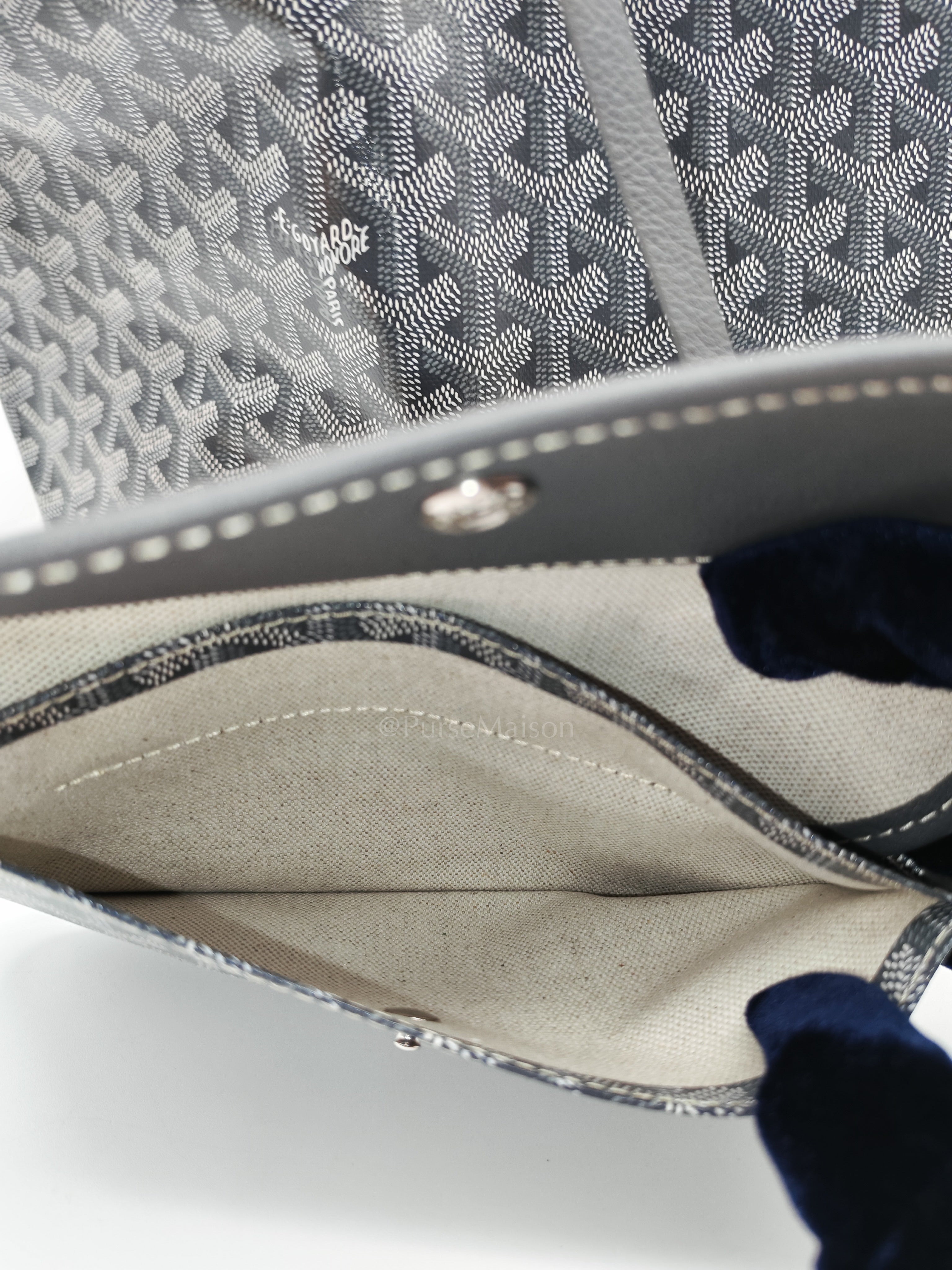 Saint Louis PM Tote Bag in Gray/Gris Goyardine Canvas with Croc Universal Clip Charm | Purse Maison Luxury Bags Shop