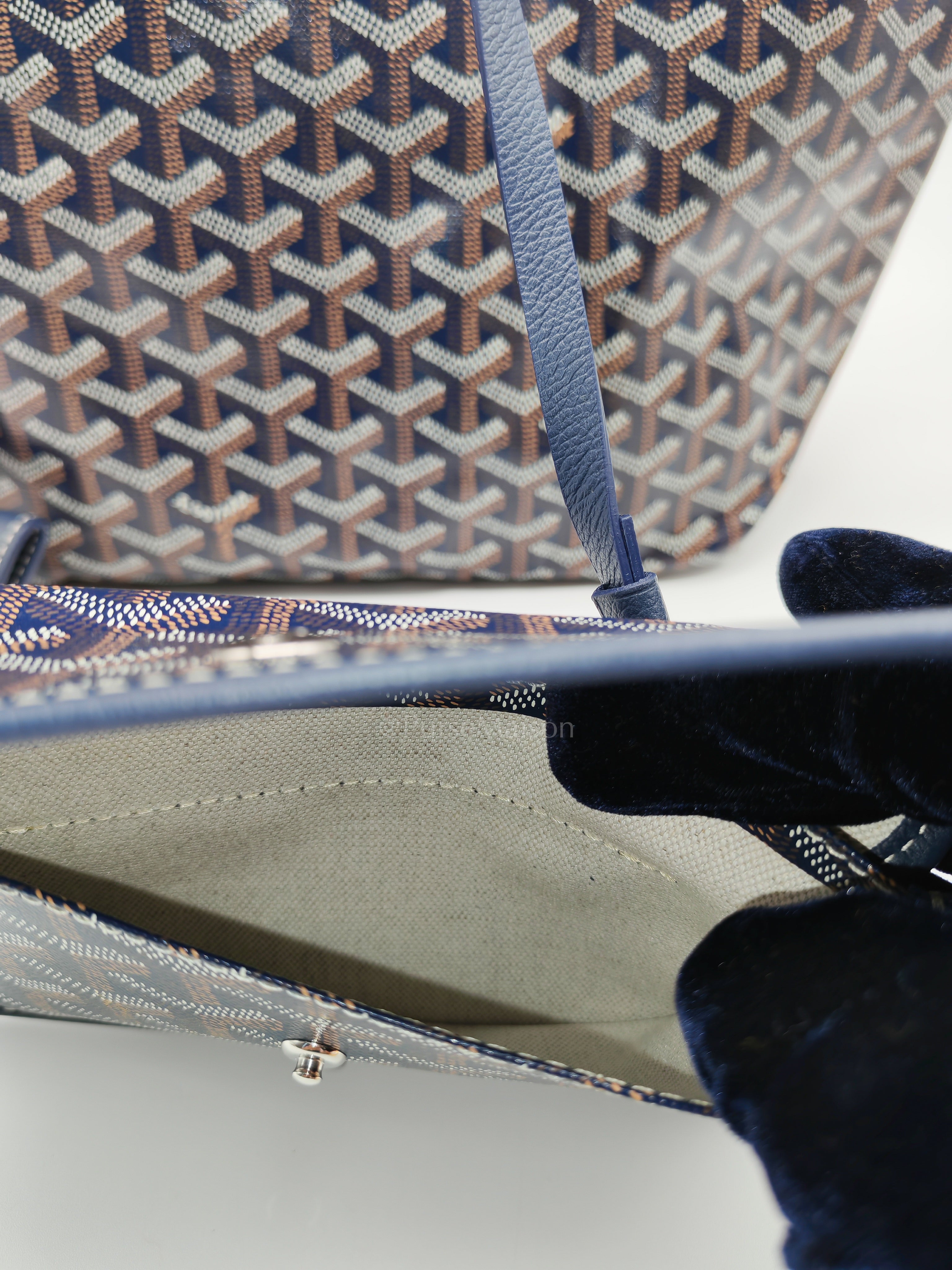 Saint Louis PM Tote Bag in Navy Blue Goyardine Canvas with Croc Universal Clip Charm | Purse Maison Luxury Bags Shop