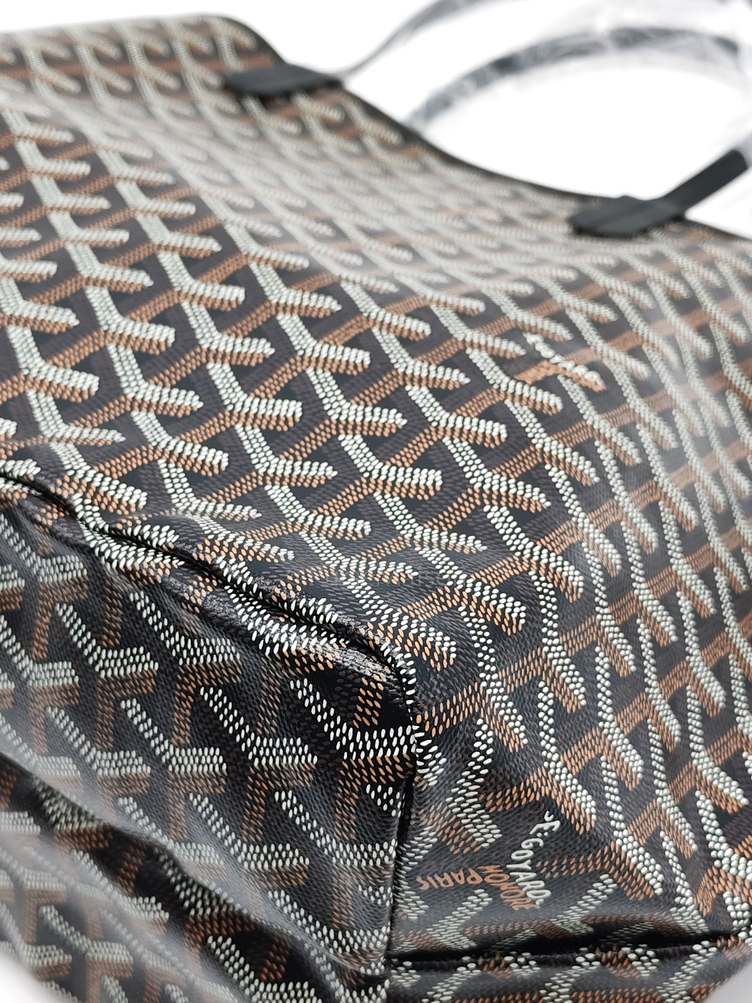 Saint Louis PM with Croc Universel Clip Charm in Noir/Black Goyardine Canvas | Purse Maison Luxury Bags Shop