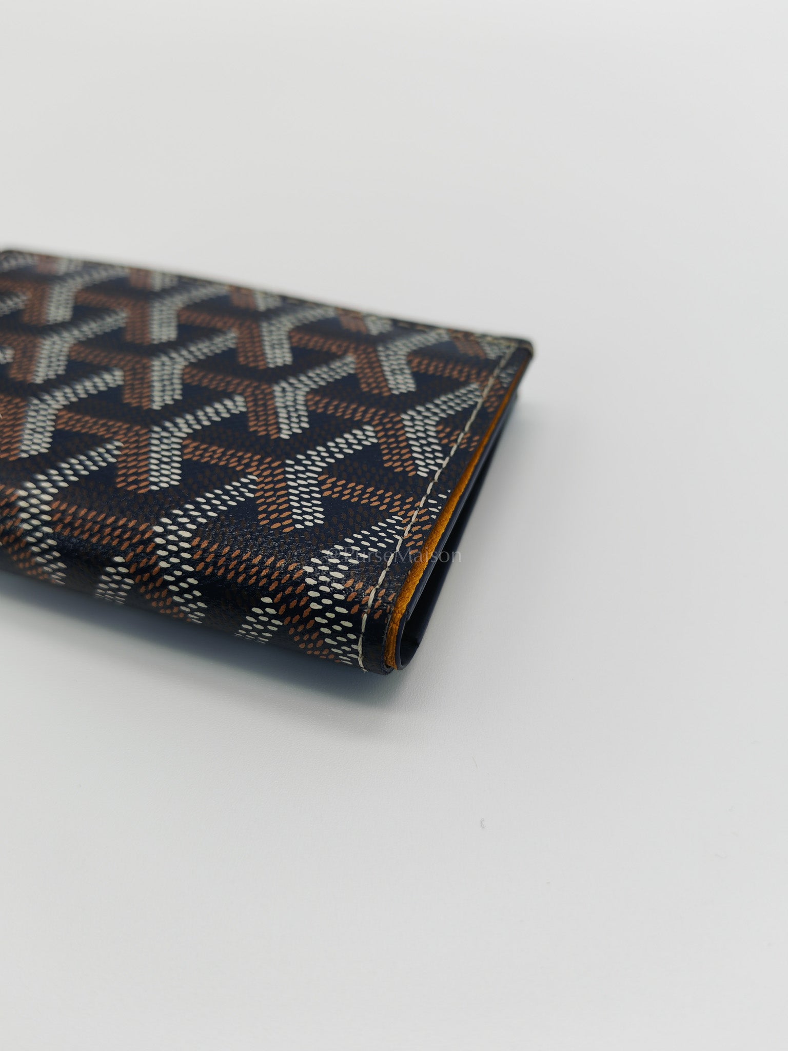 Saint Pierre Bifold Card Holder in Bleu Marine Goyardine Canvas | Purse Maison Luxury Bags Shop