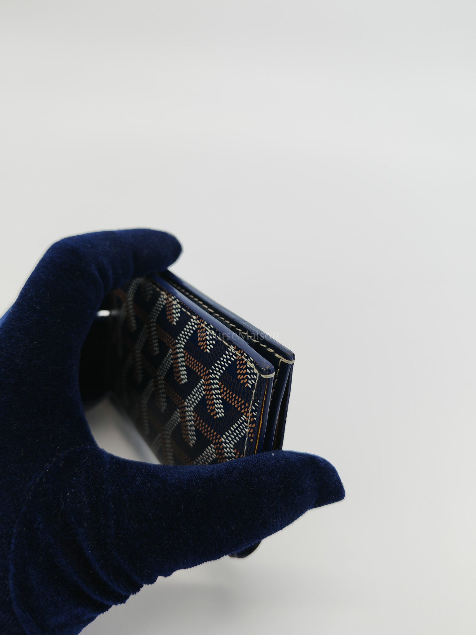 Saint Pierre Bifold Card Holder in Bleu Marine Goyardine Canvas | Purse Maison Luxury Bags Shop