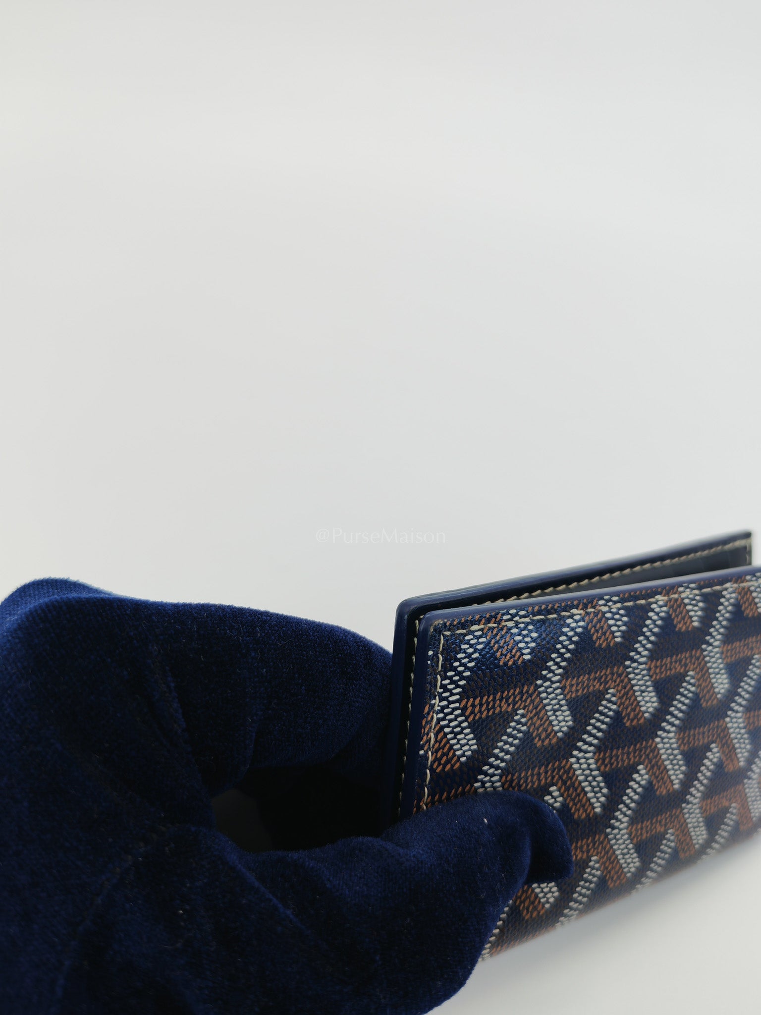 Saint Pierre Bifold Card Holder in Bleu Marine Goyardine Canvas | Purse Maison Luxury Bags Shop