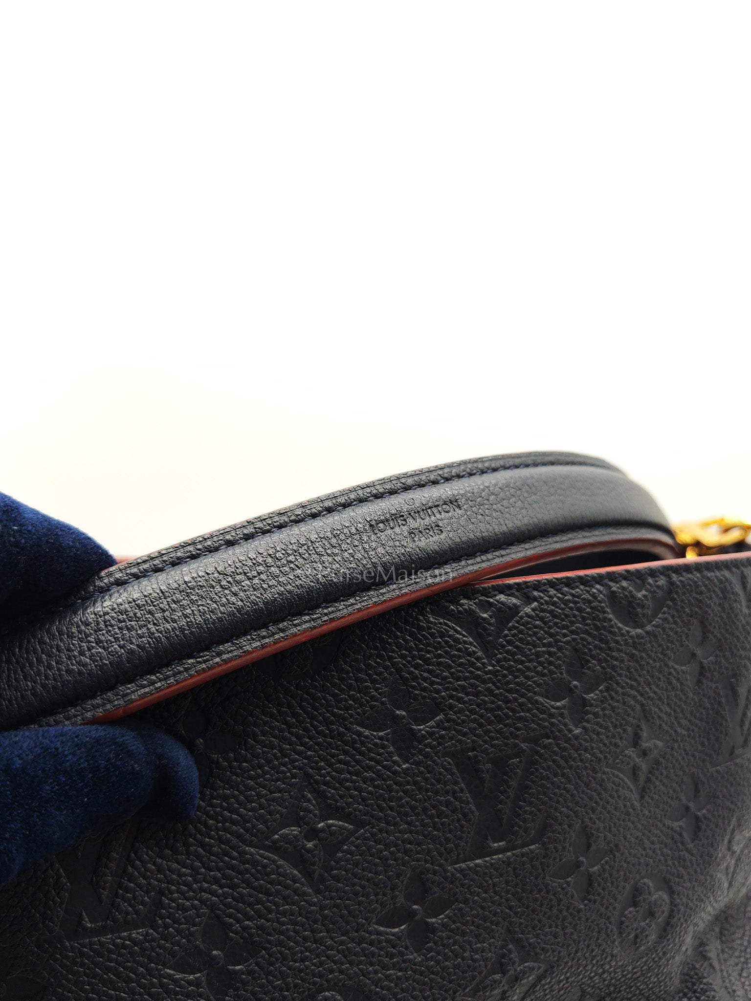 Melie Hobo Bag in Marine Rouge Monogram Empreinte Leather & Gold Hardawre (Datecode: DU3187)