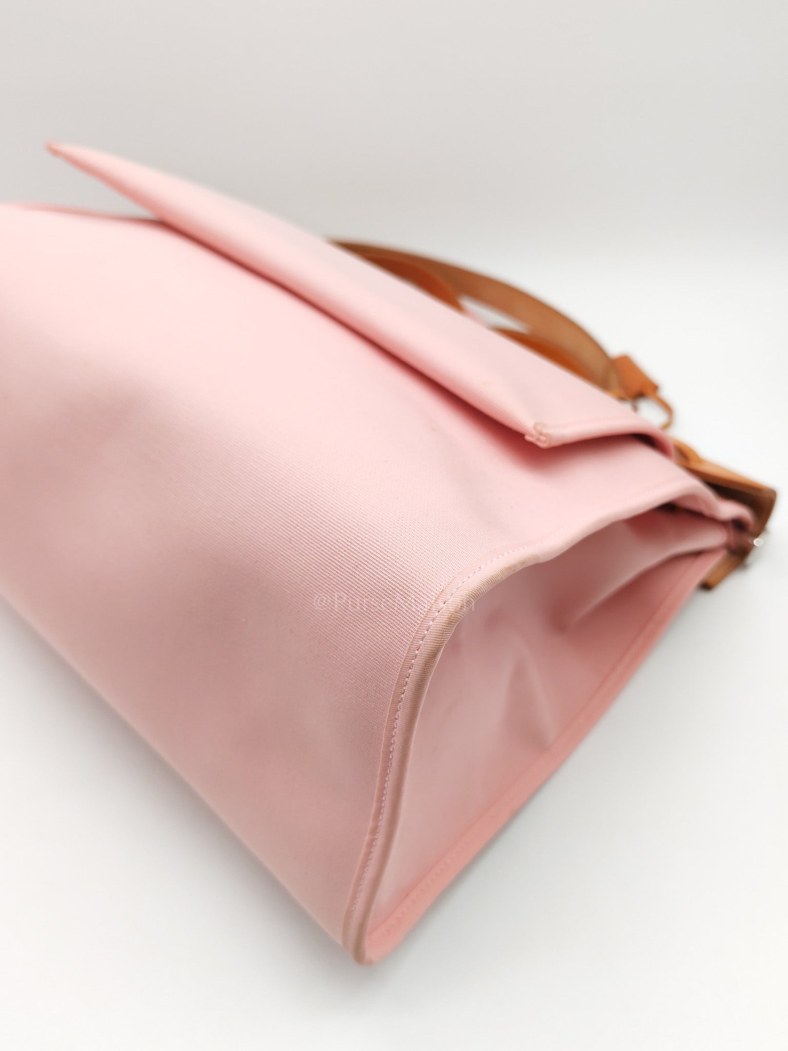 Herbag Zip 39 in Sakura Pink Palladium Hardware Stamp T(2016)