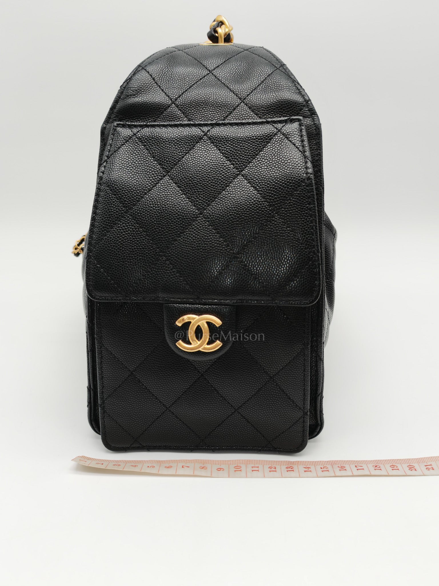 25 Small Shoulder Bag in Black Caviar Leather & Aged Gold Hardware (Microchip)