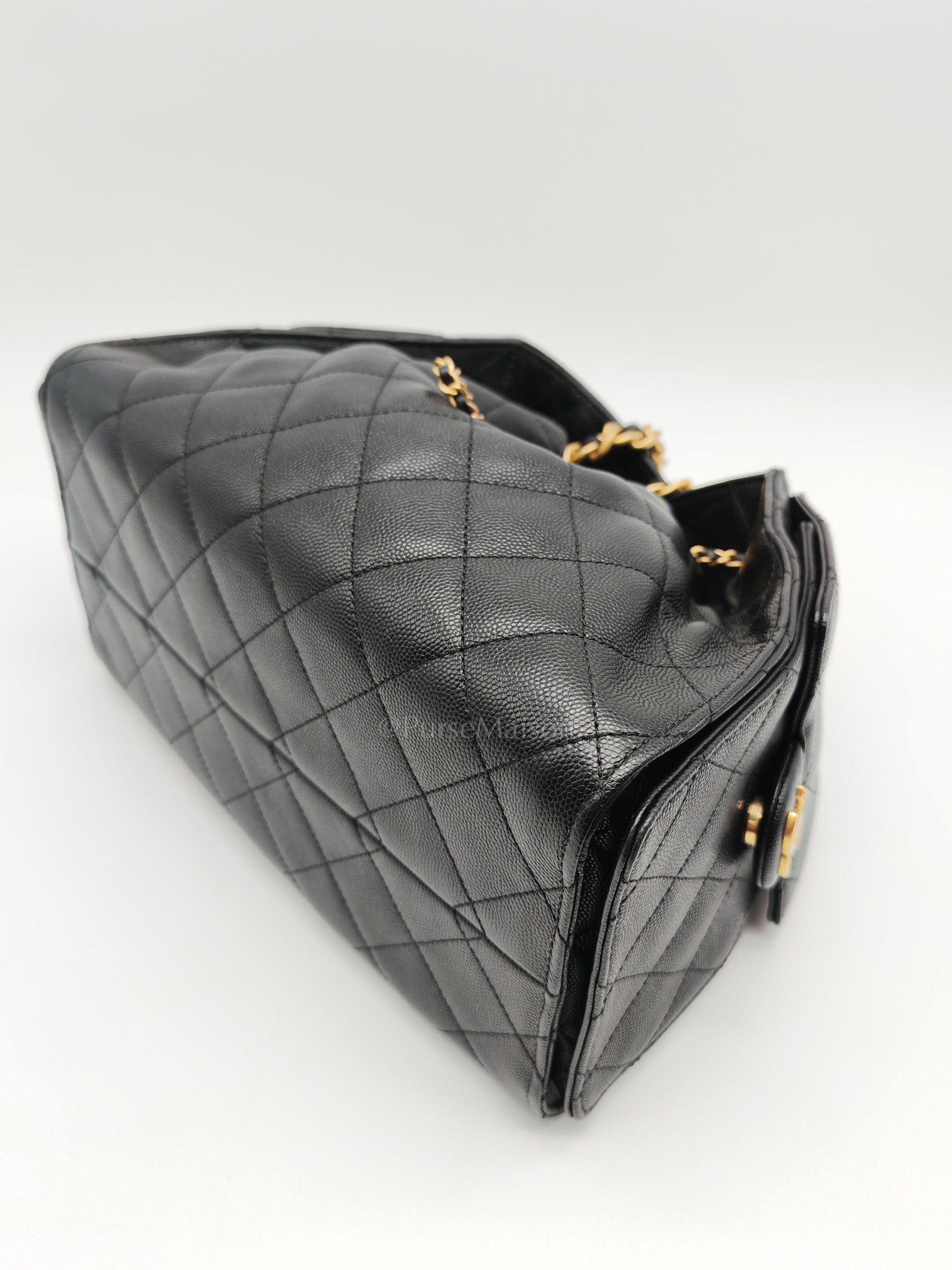 25 Small Shoulder Bag in Black Caviar Leather & Aged Gold Hardware (Microchip)
