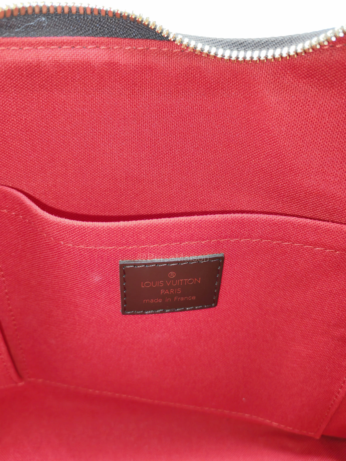 Louis Vuitton Thames PM Shoulder Bag in Damier Ebene Canvas and Gold Hardware (Datecode: MI0079)