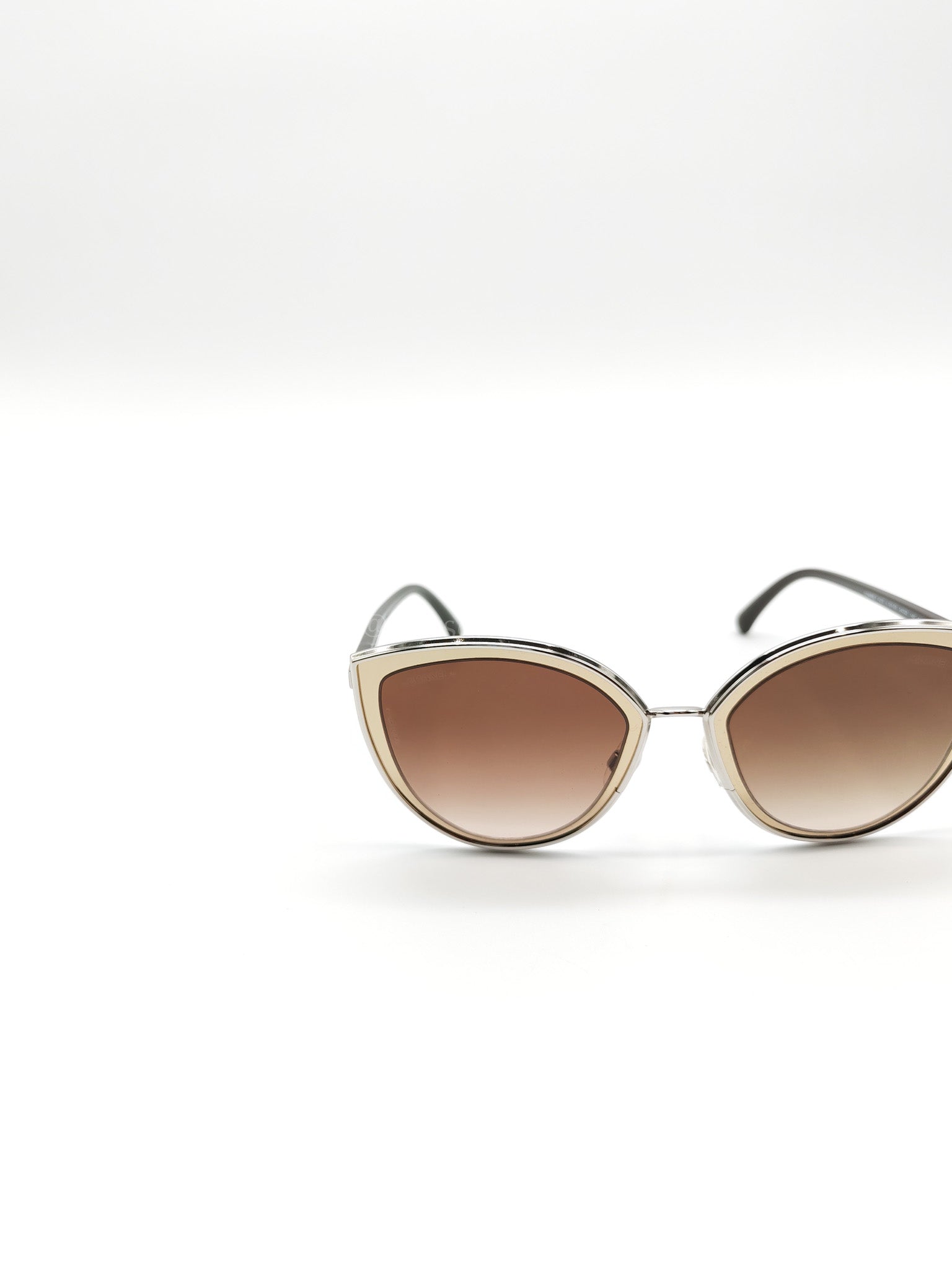 Silver Metal Cat-Eye Sunglasses 4222 | Purse Maison Luxury Bags Shop