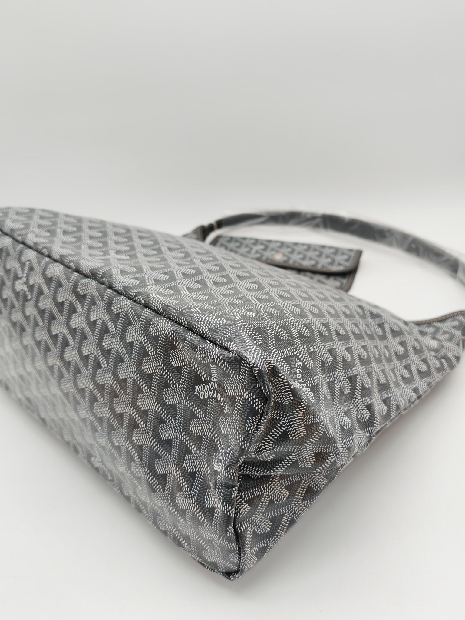 Boheme PM in Gray Goyardine Canvas Hobo Bag