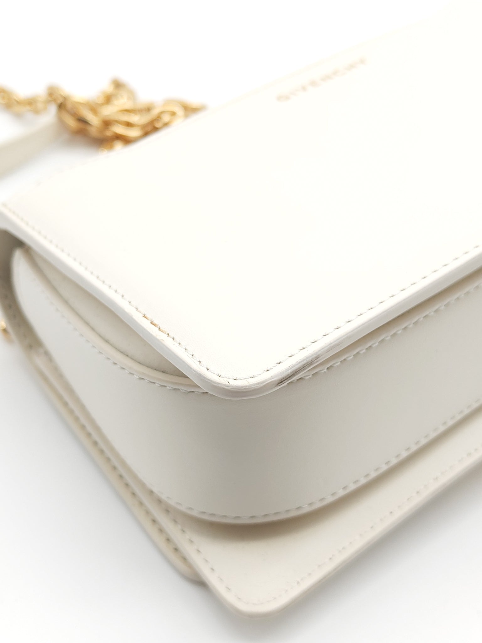 Small 4G Sliding Chain Ivory White Shoulder Bag | Purse Maison Luxury Bags Shop