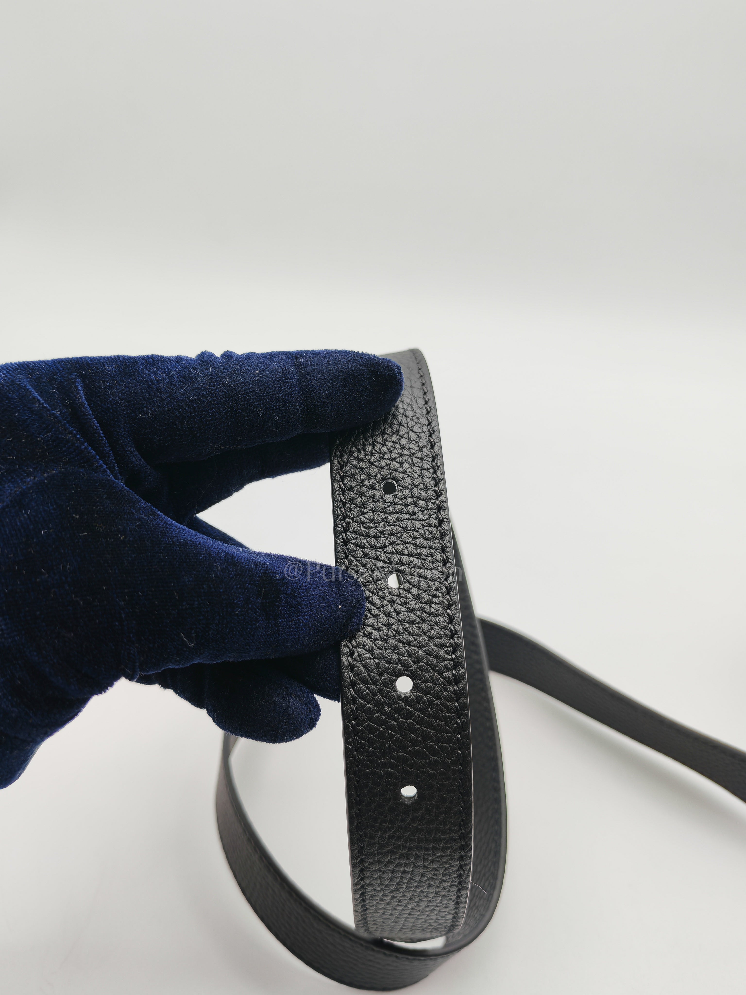 Small Jumbo GG Messenger Bag in Black Grained Calfskin Leather & Silver Hardware | Purse Maison Luxury Bags Shop