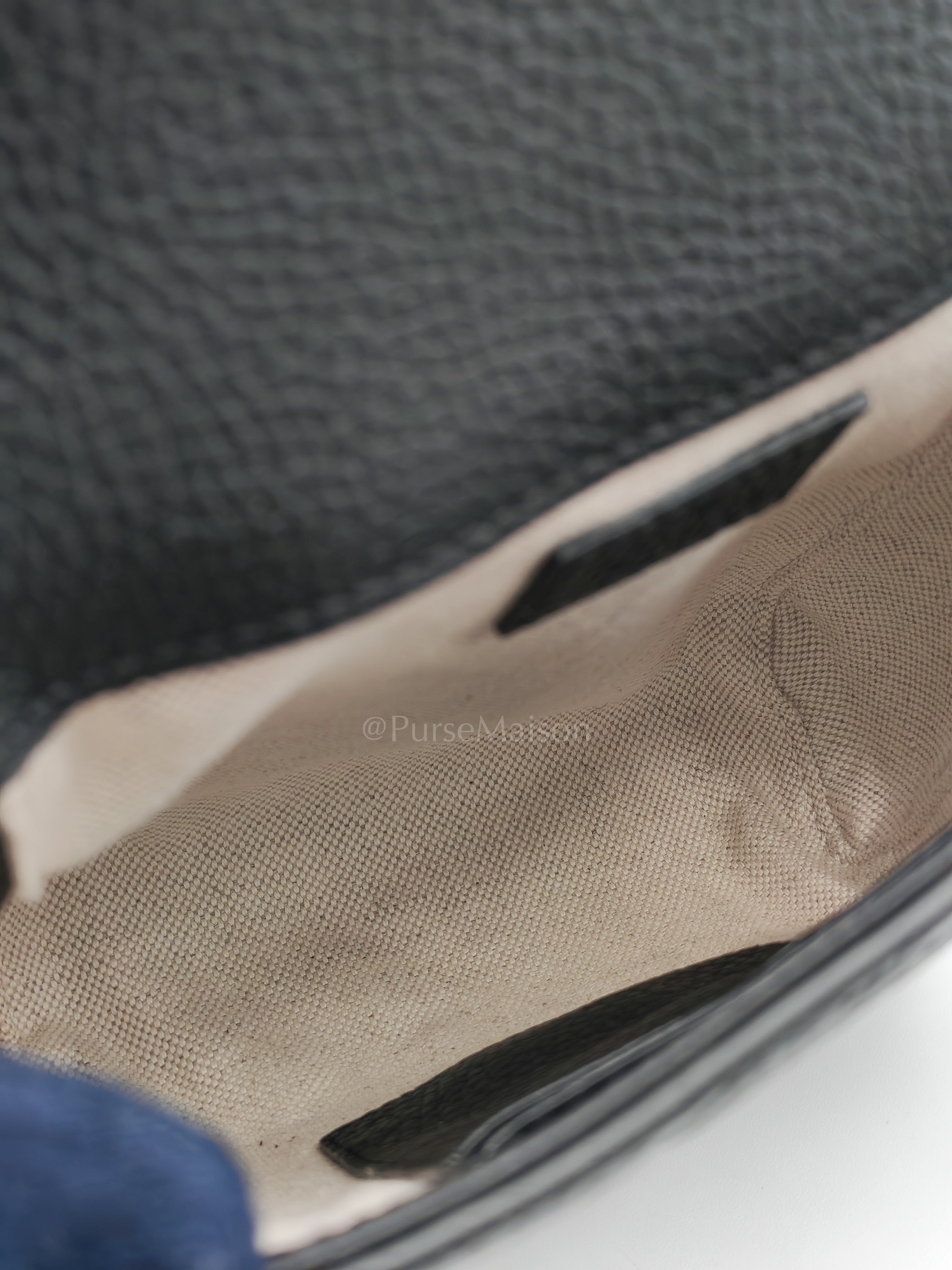Small Jumbo GG Messenger Bag in Black Grained Calfskin Leather & Silver Hardware | Purse Maison Luxury Bags Shop