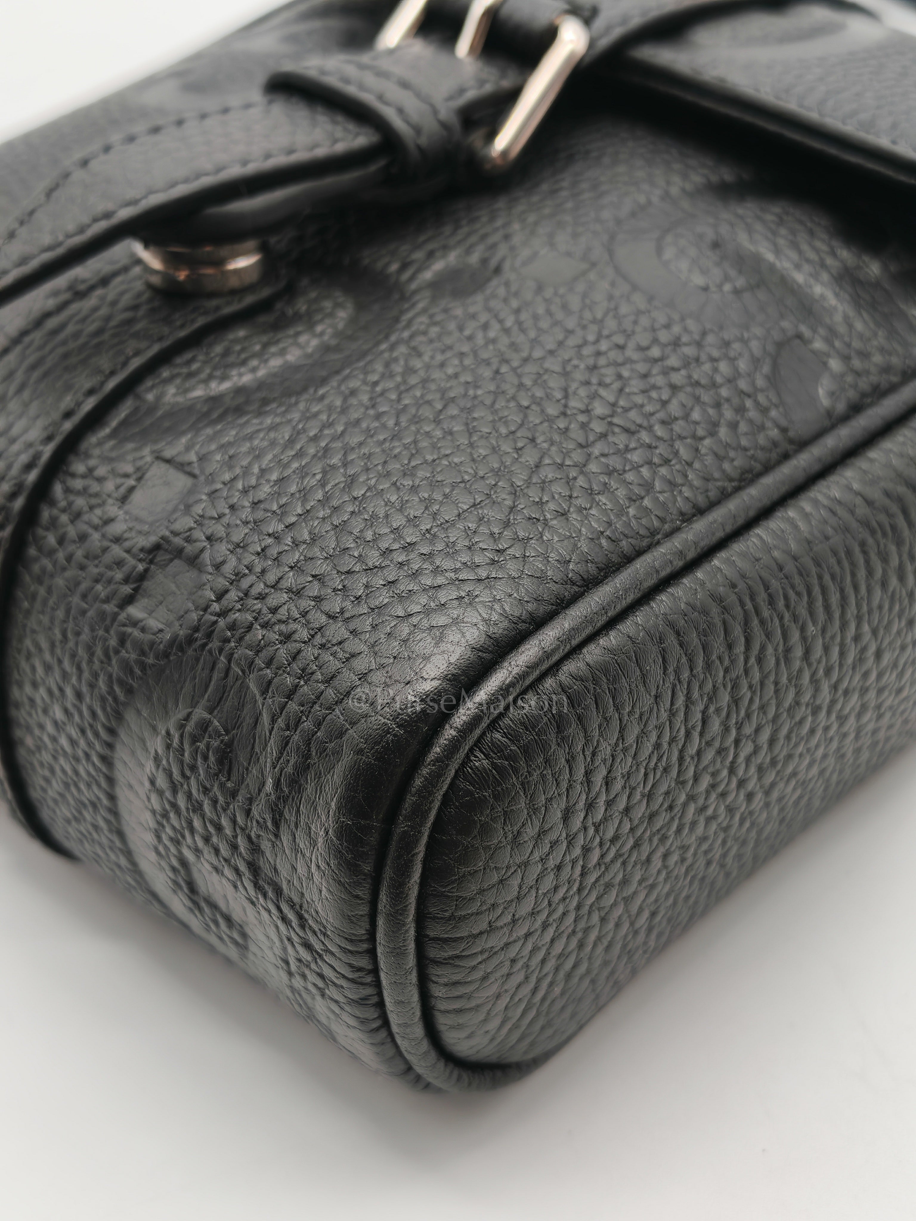 Small Jumbo GG Messenger Bag in Black Grained Calfskin Leather & Silver Hardware | Purse Maison Luxury Bags Shop