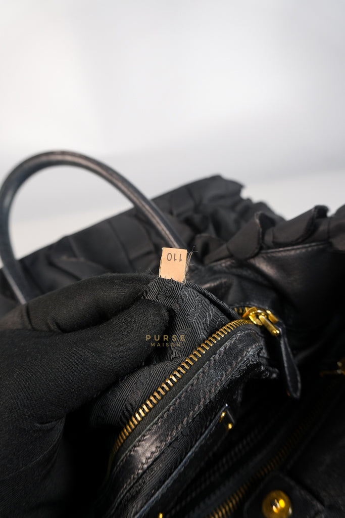 Small Tessuto Nylon Ruffle Bag Nero Black | Purse Maison Luxury Bags Shop