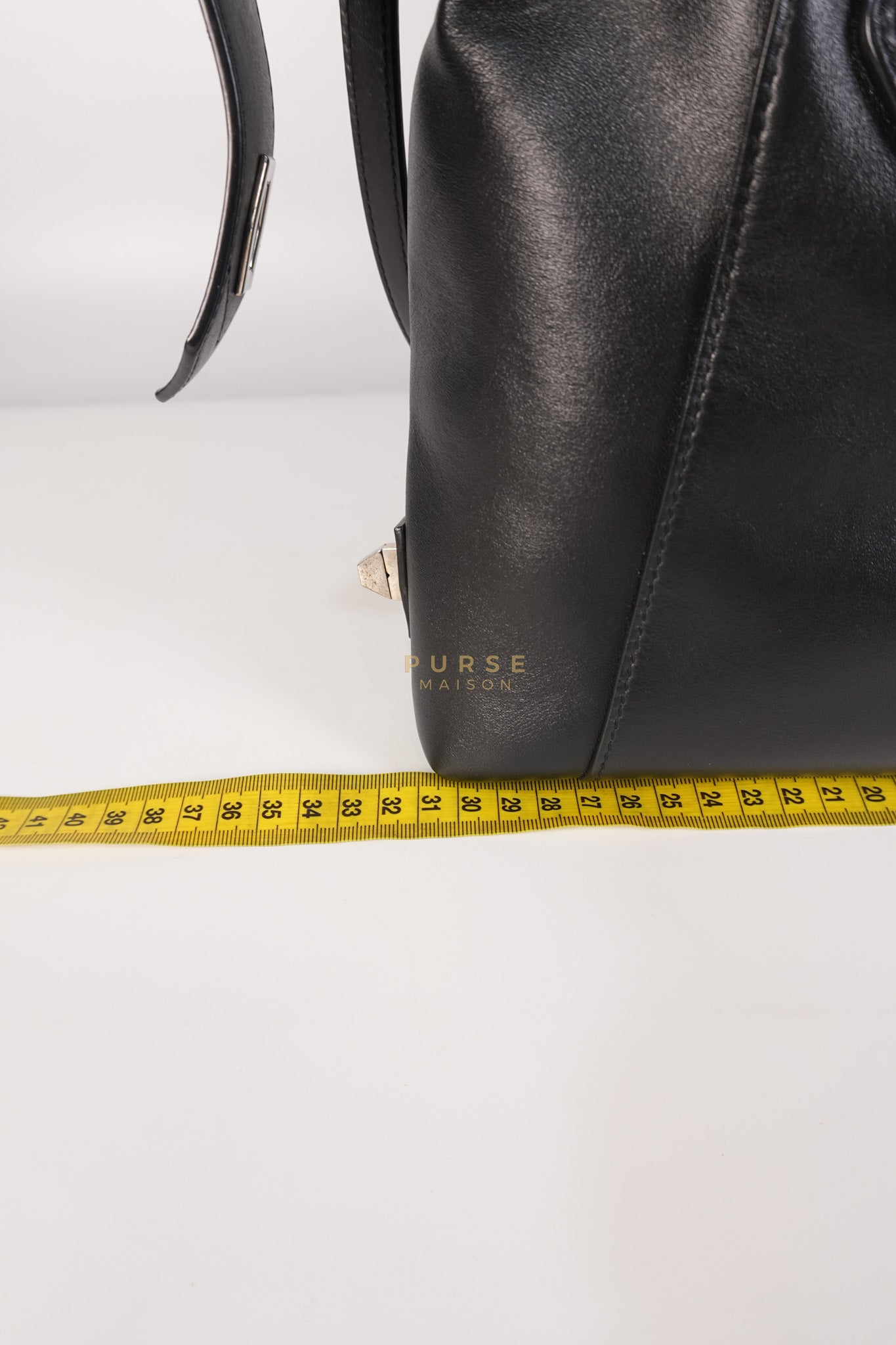 Soft Antigona Medium Tote Bag in Black Smooth Calfskin Leather | Purse Maison Luxury Bags Shop