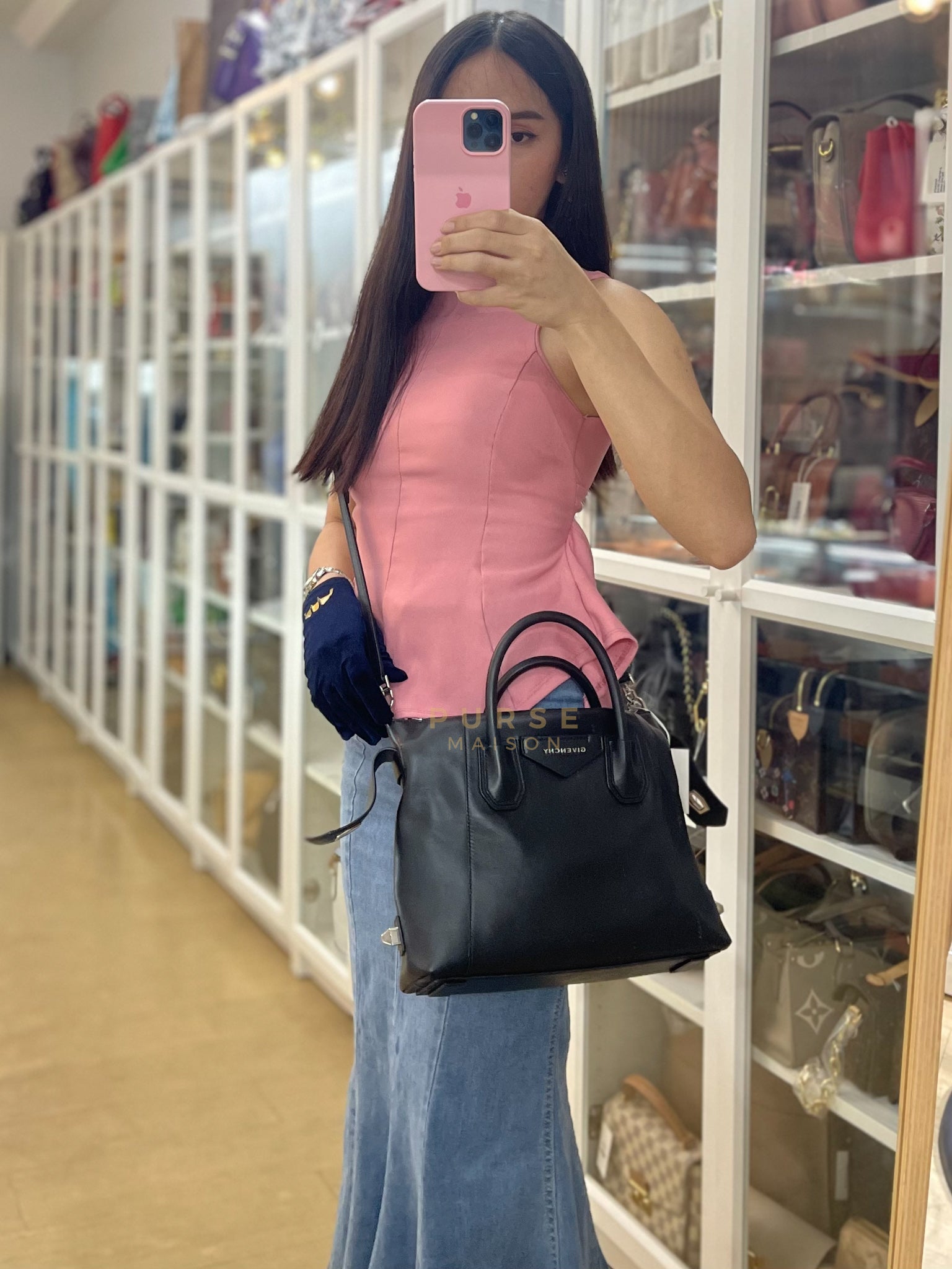 Soft Antigona Medium Tote Bag in Black Smooth Calfskin Leather | Purse Maison Luxury Bags Shop