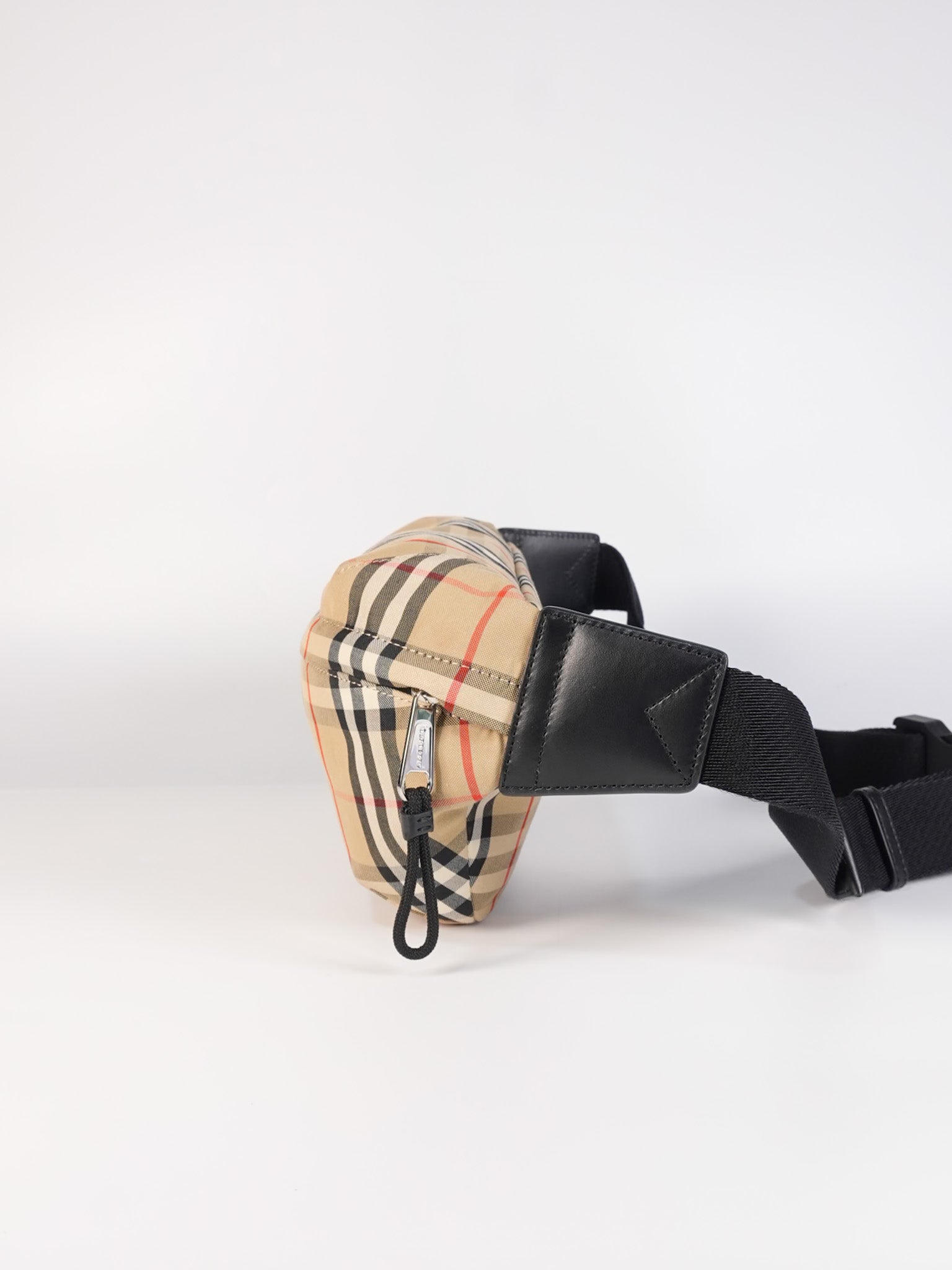 Sonny Vintage Belt Bag in Archive Beige | Purse Maison Luxury Bags Shop