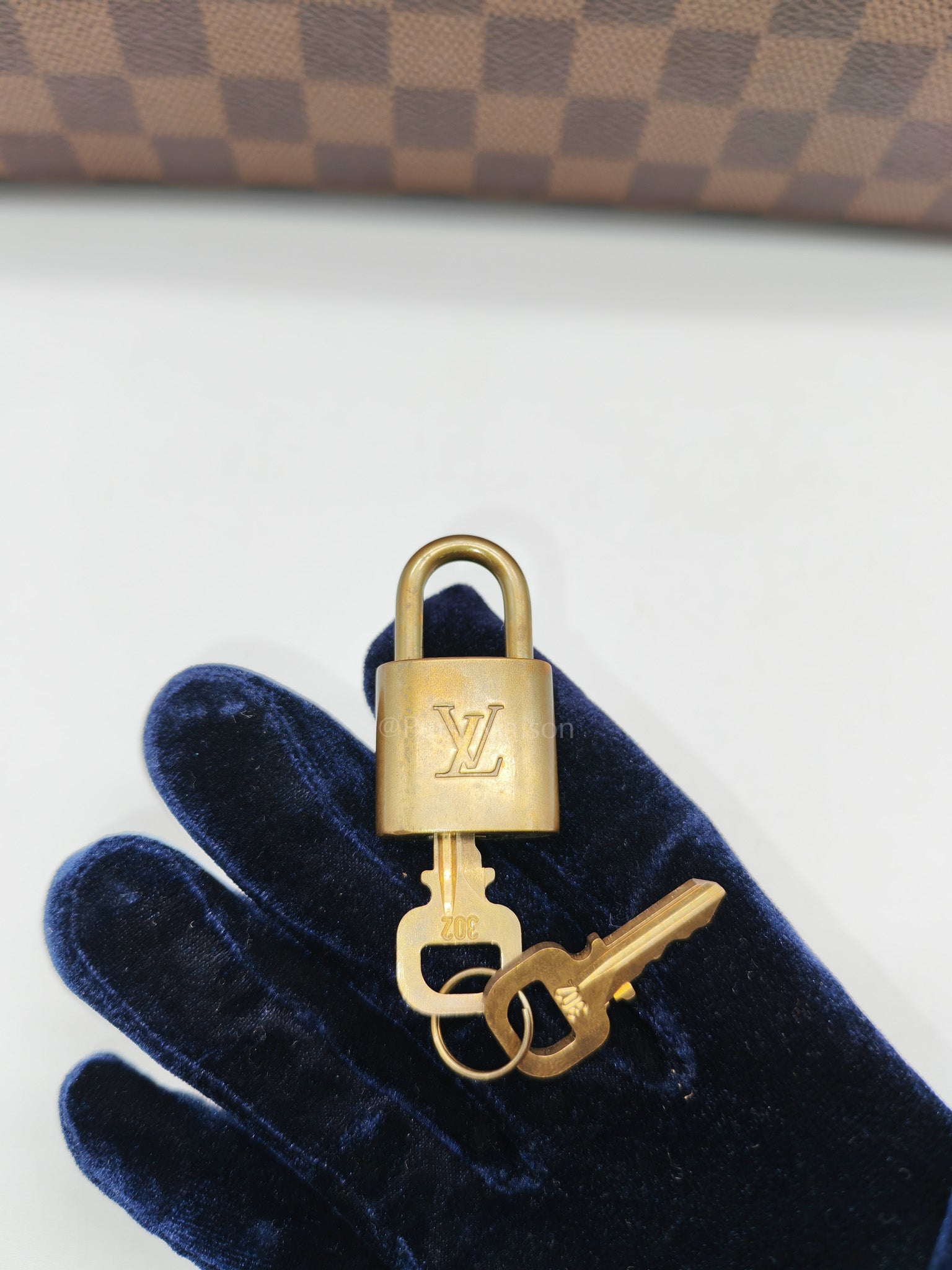 Louis Vuitton Speedy 30 in Damier Ebene Canvas (Date Code: DU0131)