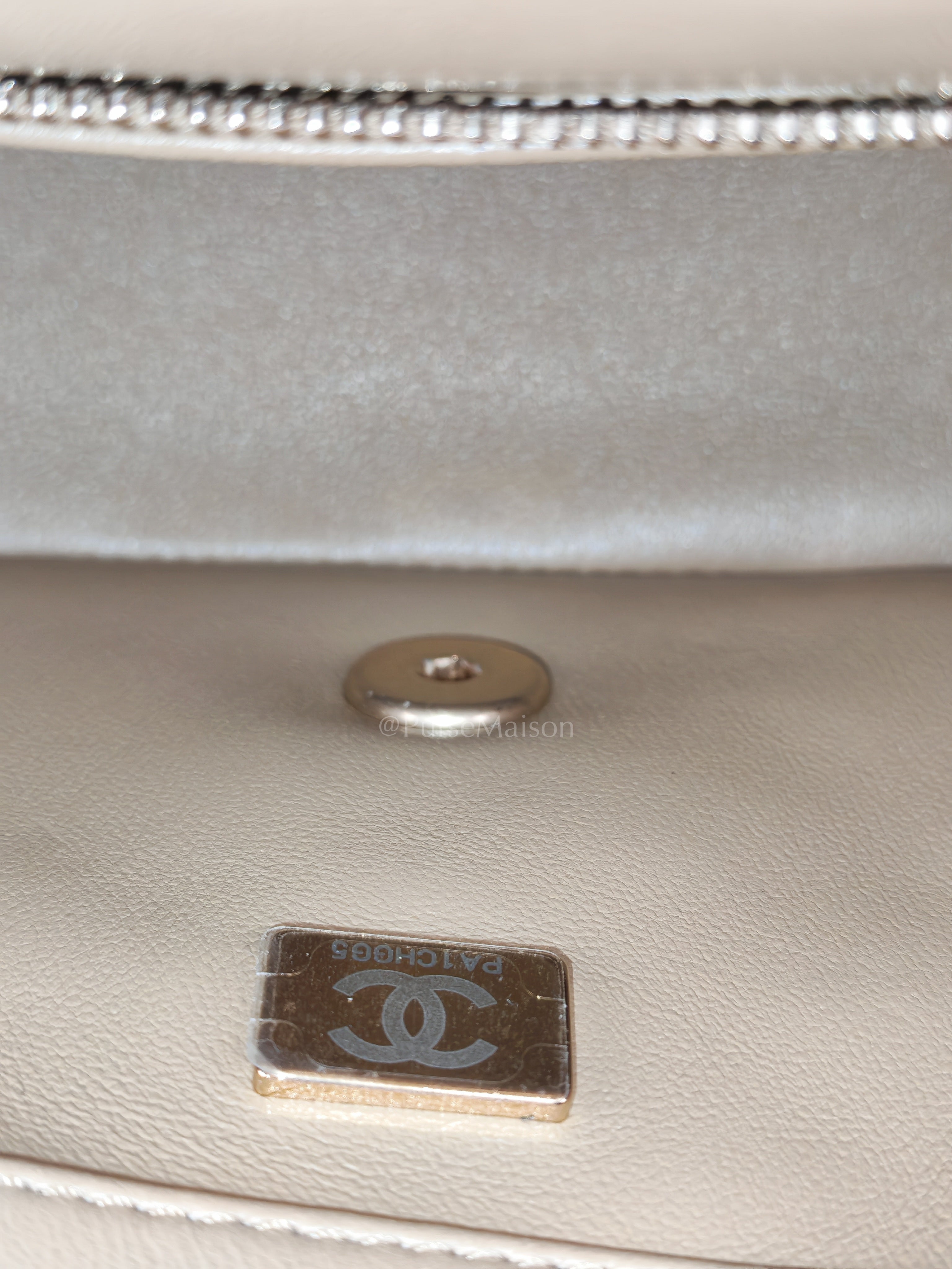 Square Mini Pearl Crush in Beige Lambskin Leather and Aged Gold Hardware (Microchip) | Purse Maison Luxury Bags Shop