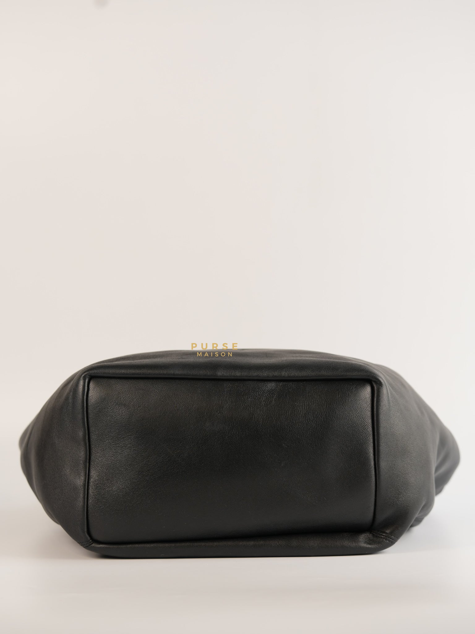 Squeeze in Mellow Nappa Leather Chain Bag | Purse Maison Luxury Bags Shop