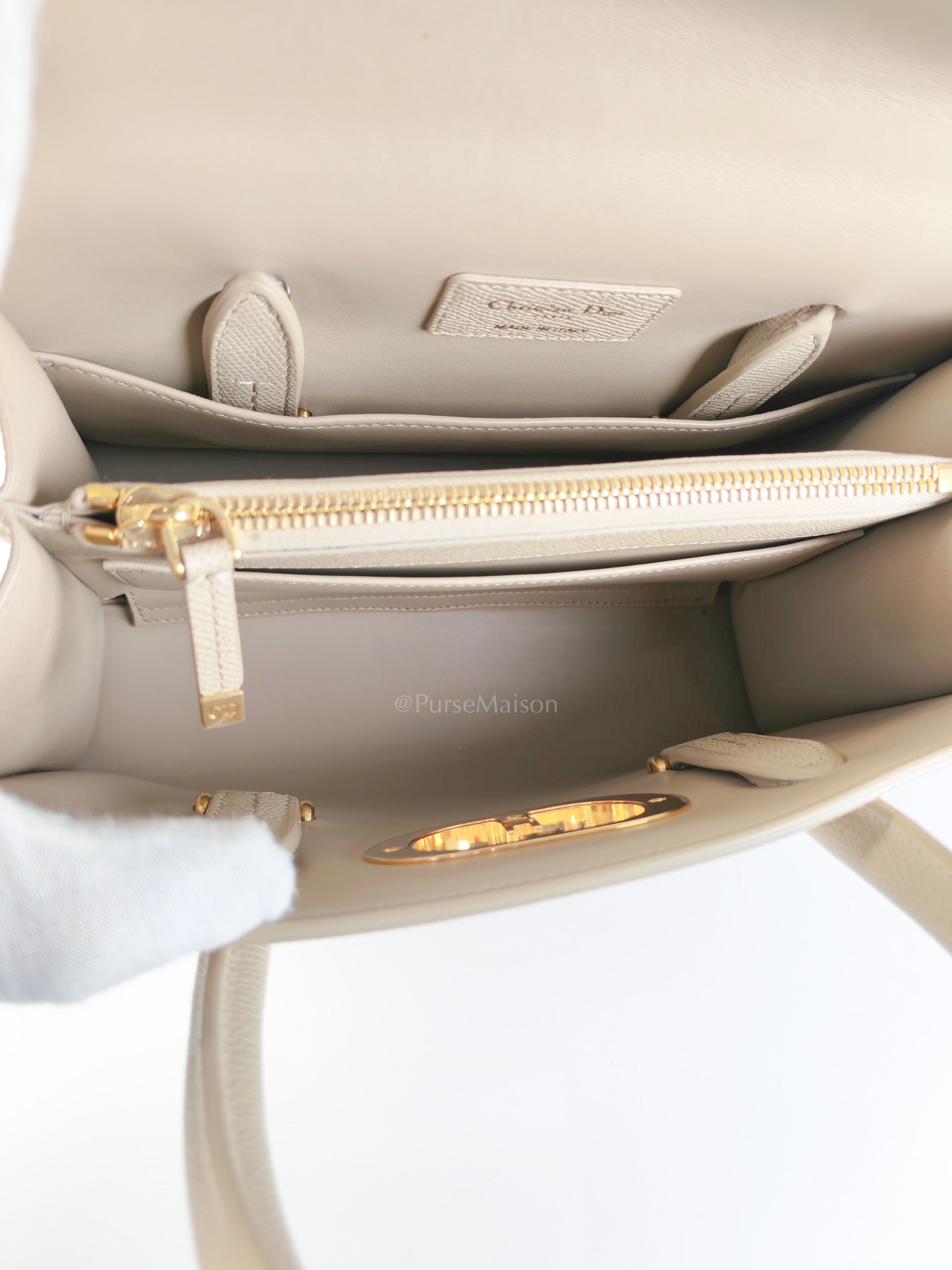 St Honoré Tote Bag Medium in Beige Grained Calfskin | Purse Maison Luxury Bags Shop