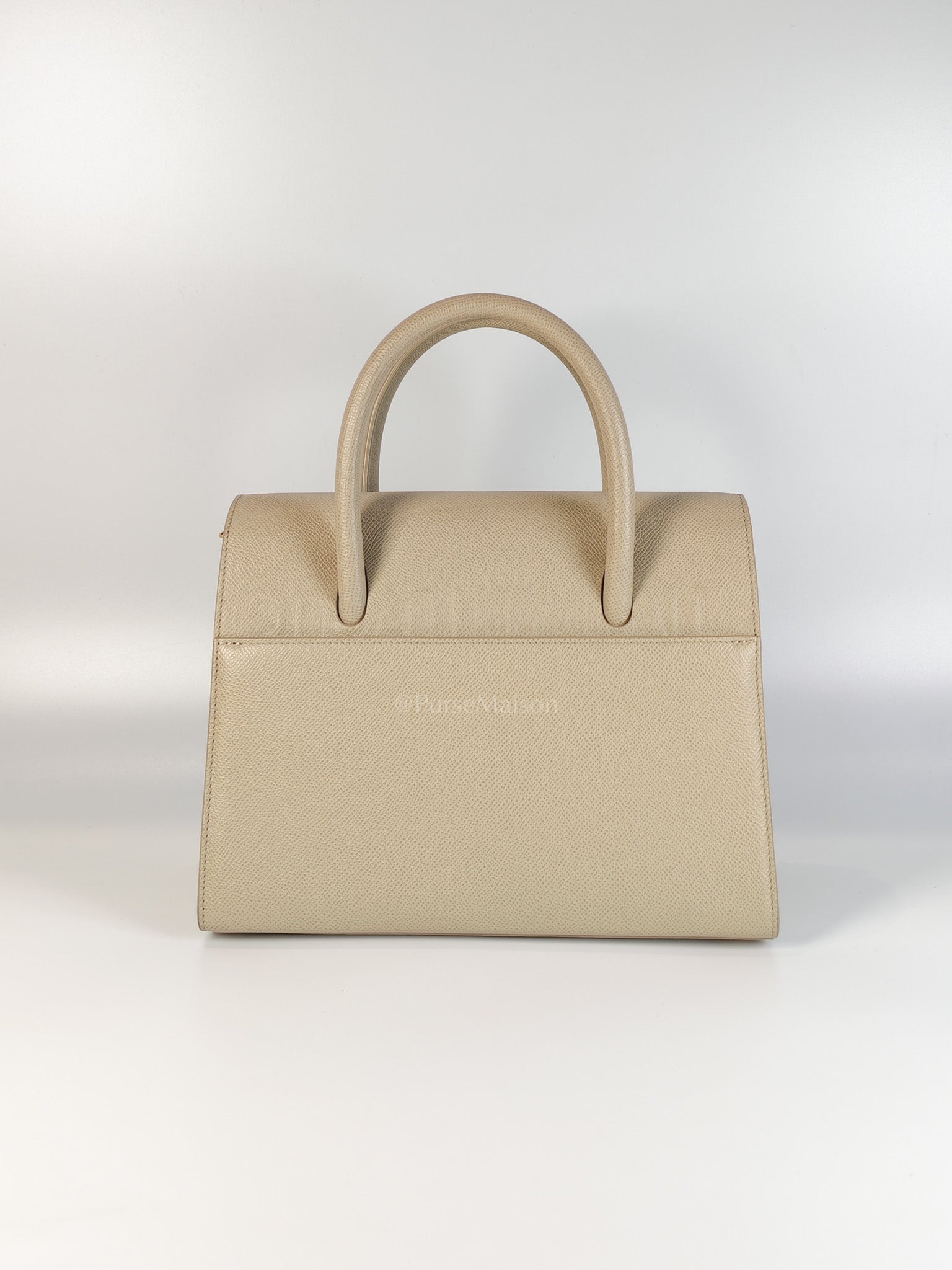 St Honoré Tote Bag Medium in Beige Grained Calfskin | Purse Maison Luxury Bags Shop