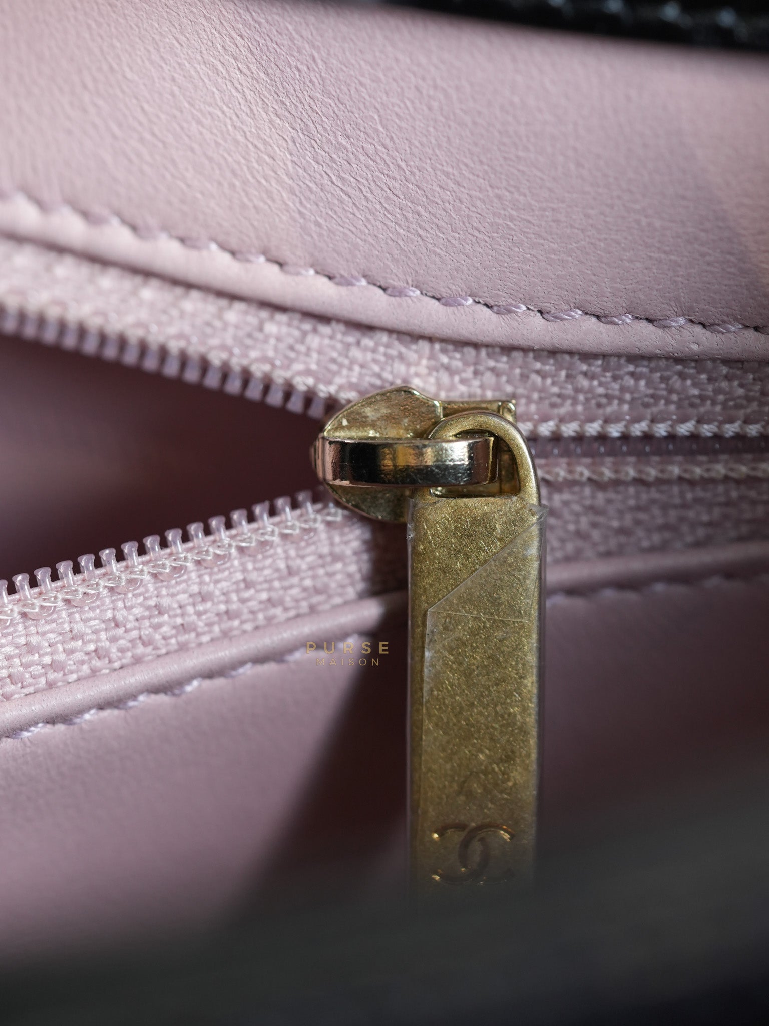 Straight Lined Shopper 2way Bag in Black Leather & Aged Gold Hardware Series 23 | Purse Maison Luxury Bags Shop