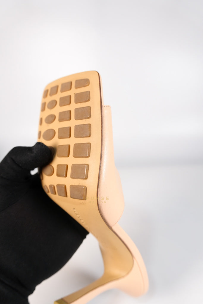 Stretch Mule Sandals Beige in Lambskin Leather Size 39 EU (24.5 cm) | Purse Maison Luxury Bags Shop