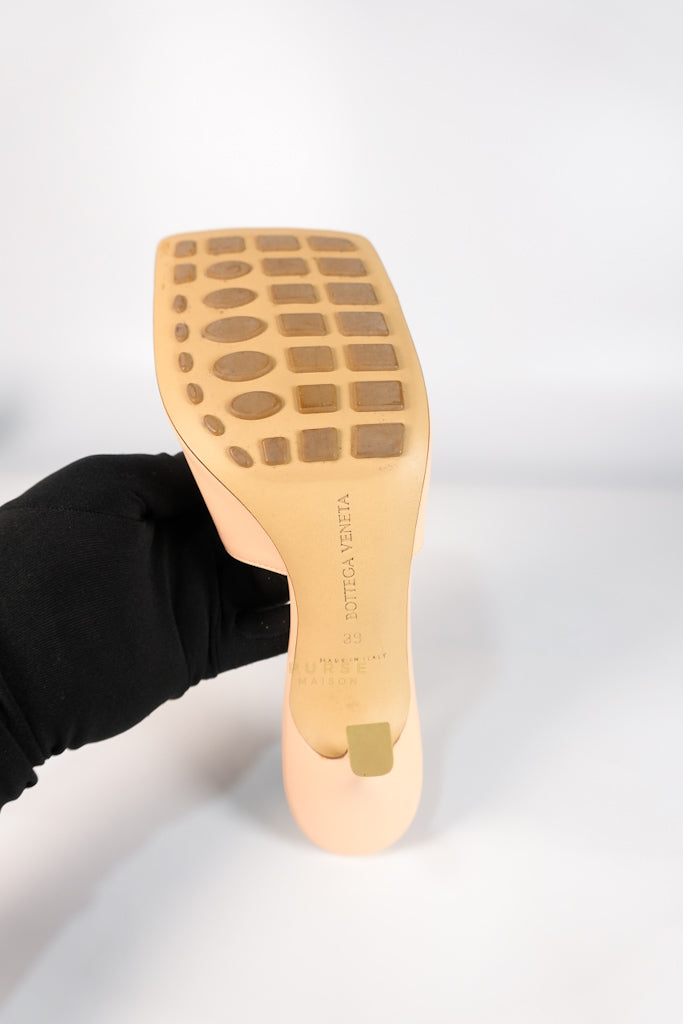 Stretch Mule Sandals Beige in Lambskin Leather Size 39 EU (24.5 cm) | Purse Maison Luxury Bags Shop