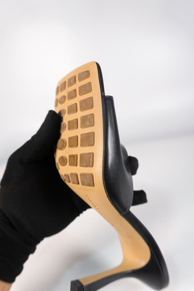 Stretch Mule Sandals Black in Lambskin Leather Size 39 EU (24.5 cm) | Purse Maison Luxury Bags Shop