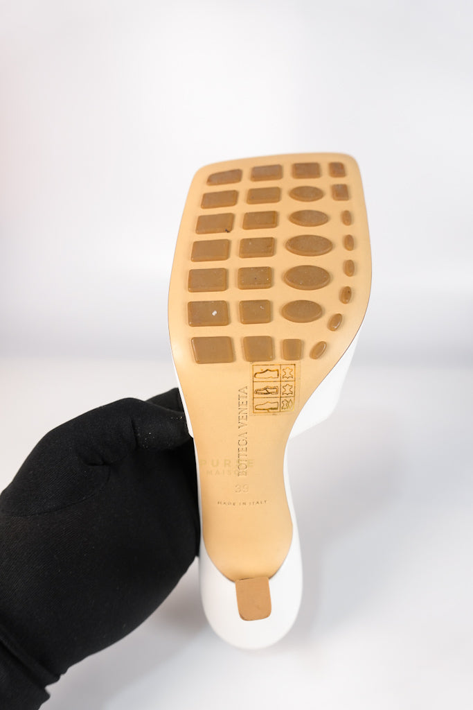 Stretch Mule Sandals White in Lambskin Leather Size 39 EU (24.5 cm) | Purse Maison Luxury Bags Shop